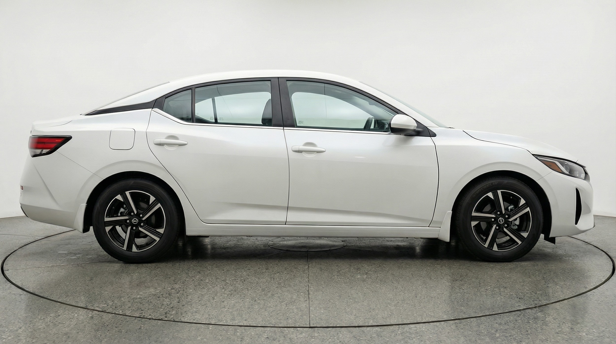 Thumbnail: 2025 Nissan Sentra - 8