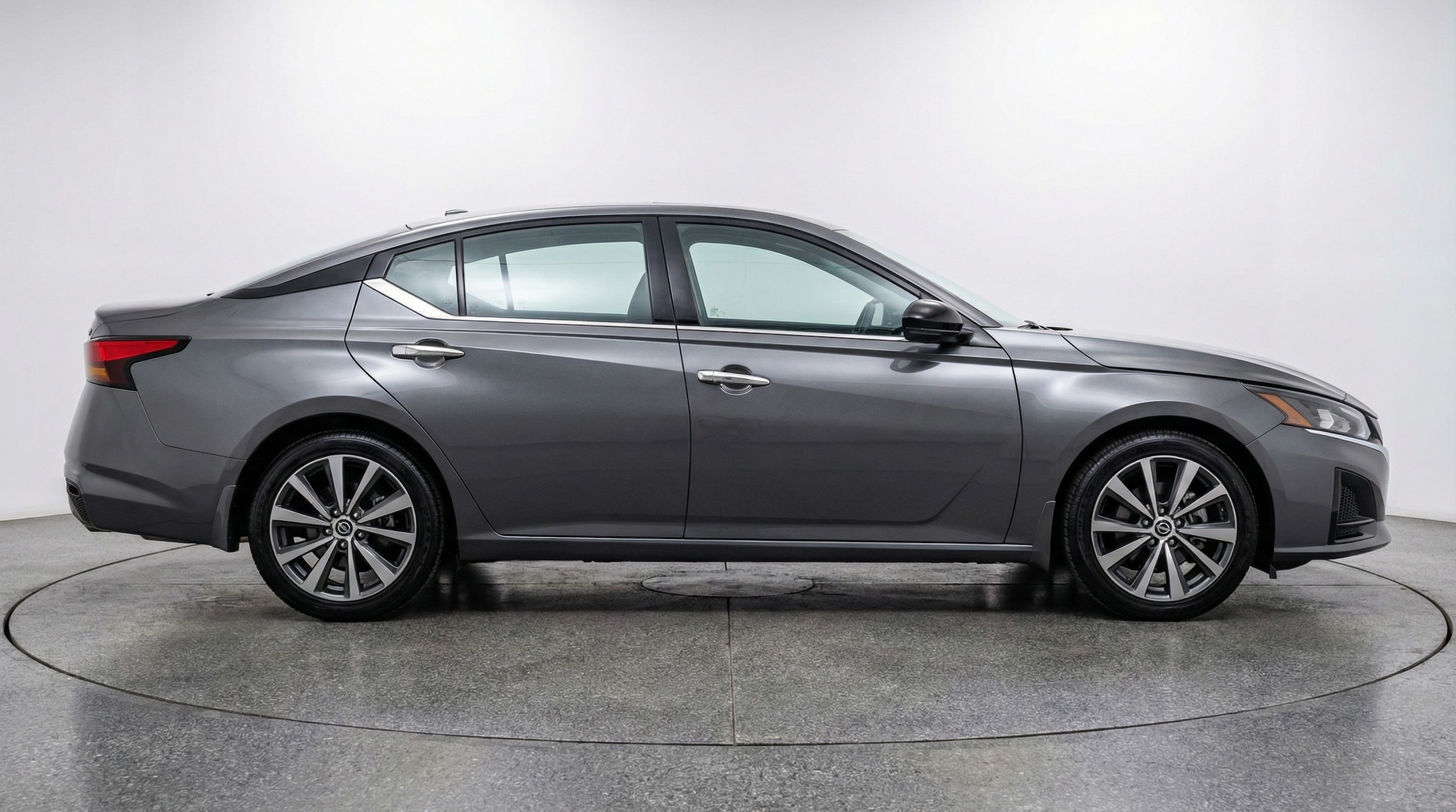 Thumbnail: 2025 Nissan Altima - 8