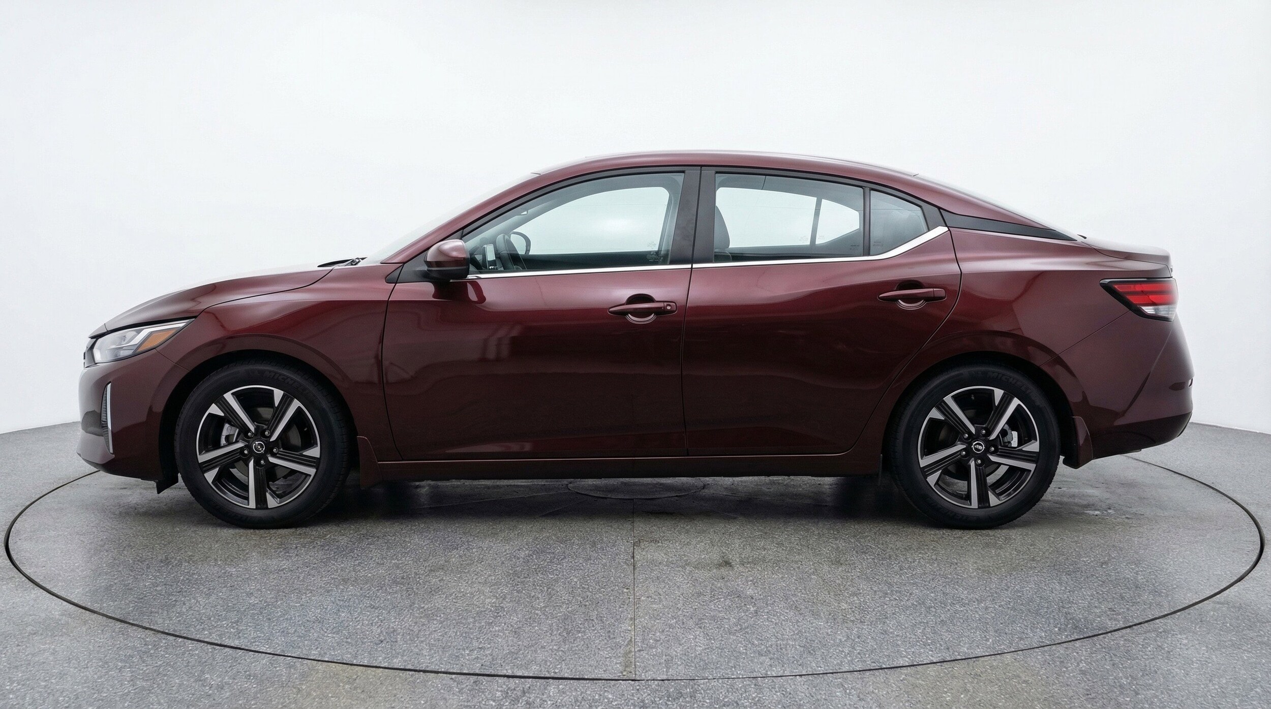 Thumbnail: 2025 Nissan Sentra - 5