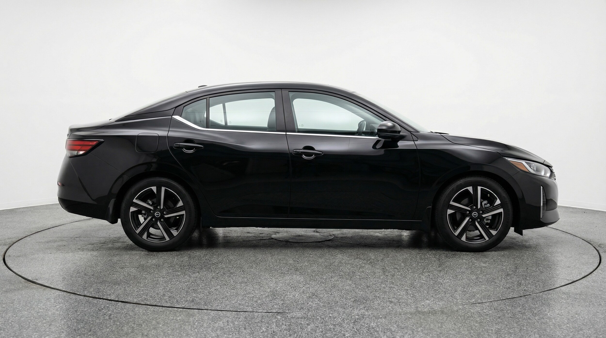 Thumbnail: 2025 Nissan Sentra - 8