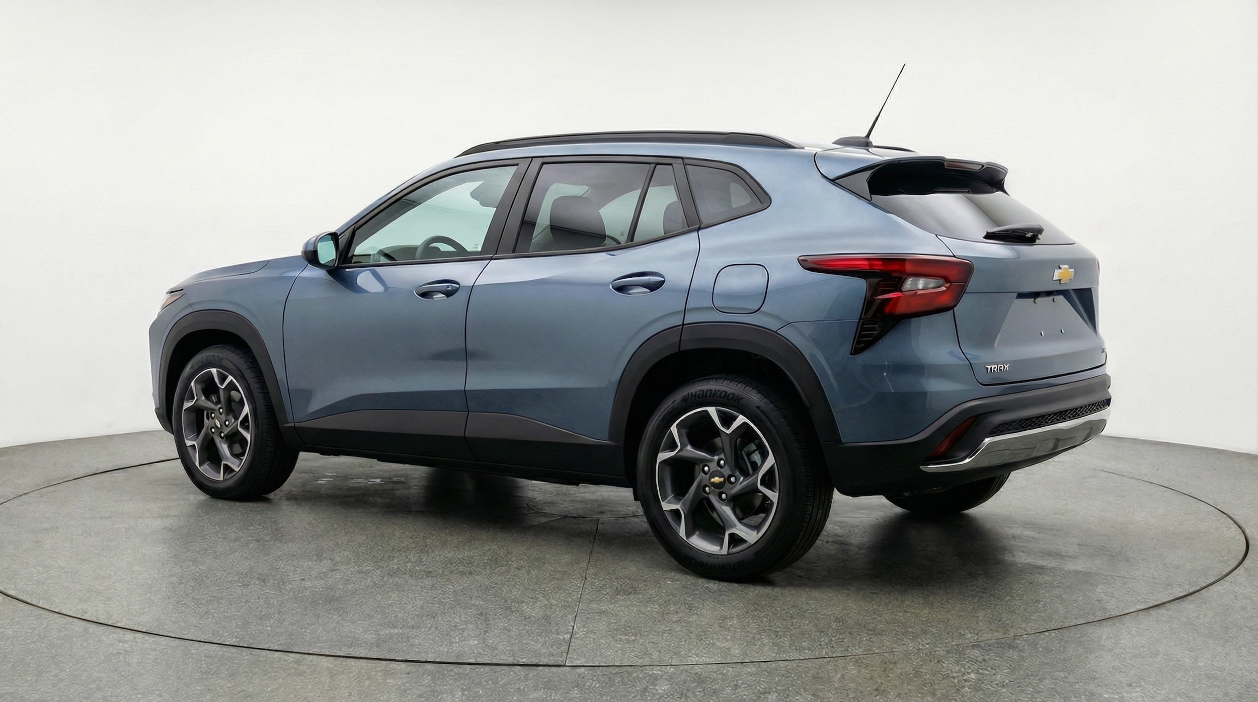 Thumbnail: 2025 Chevrolet Trax - 5