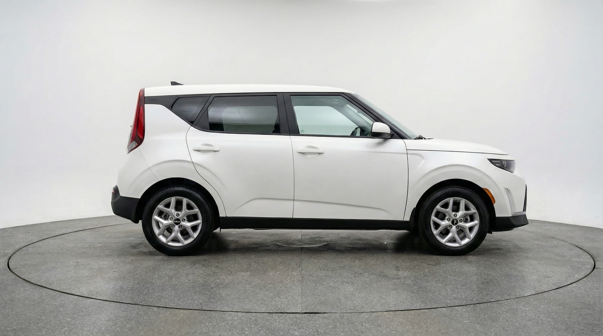 Thumbnail: 2025 Kia Soul - 8