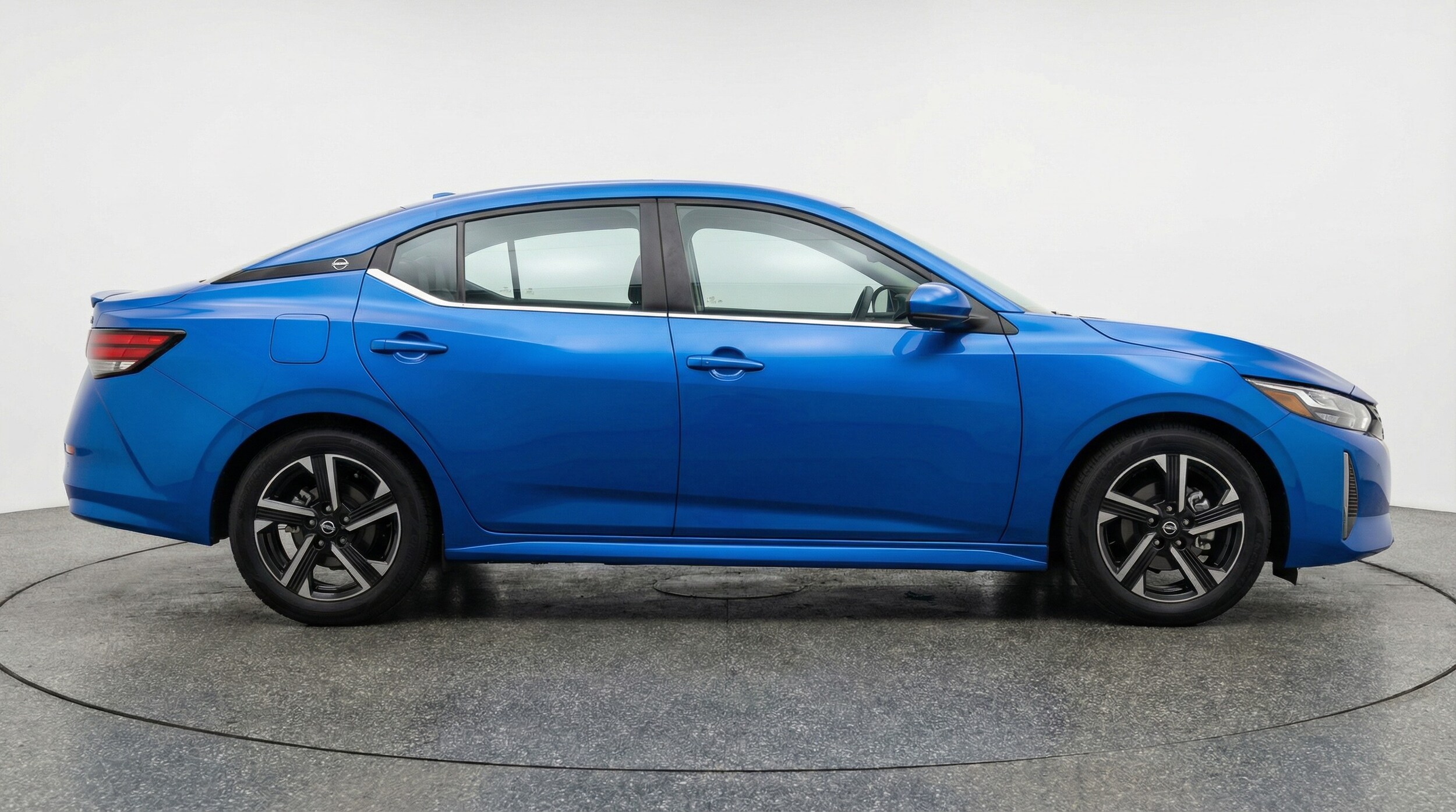 Thumbnail: 2025 Nissan Sentra - 8