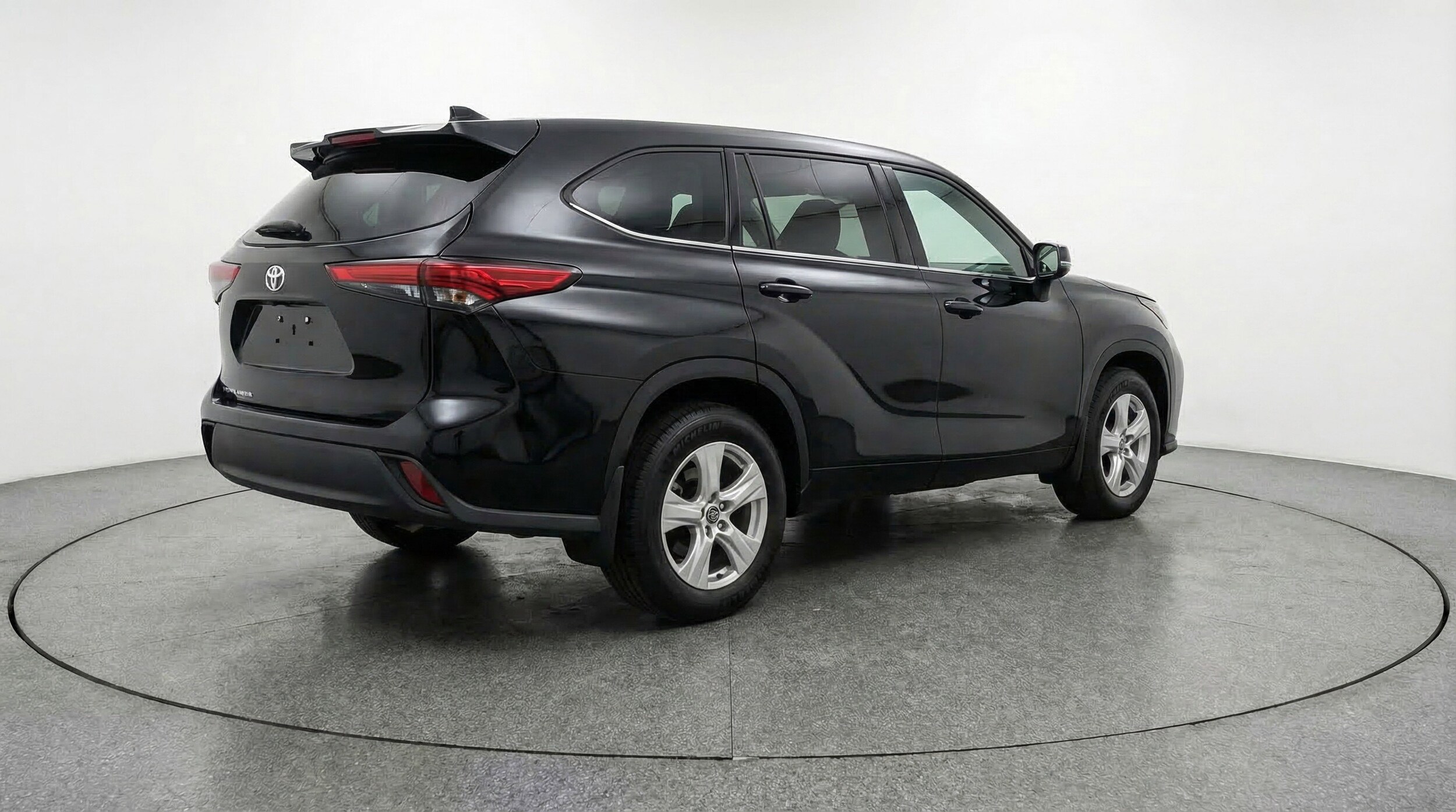 Thumbnail: 2025 Toyota Highlander - 9