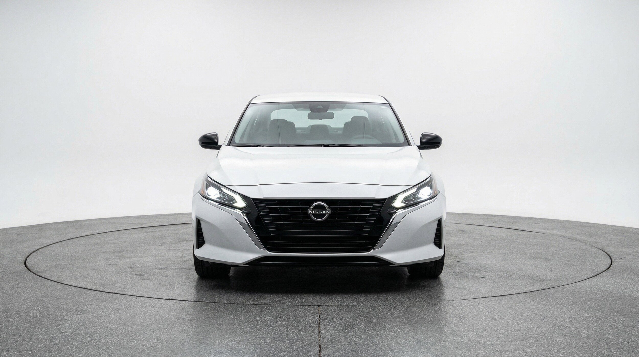 Thumbnail: 2025 Nissan Altima - 2