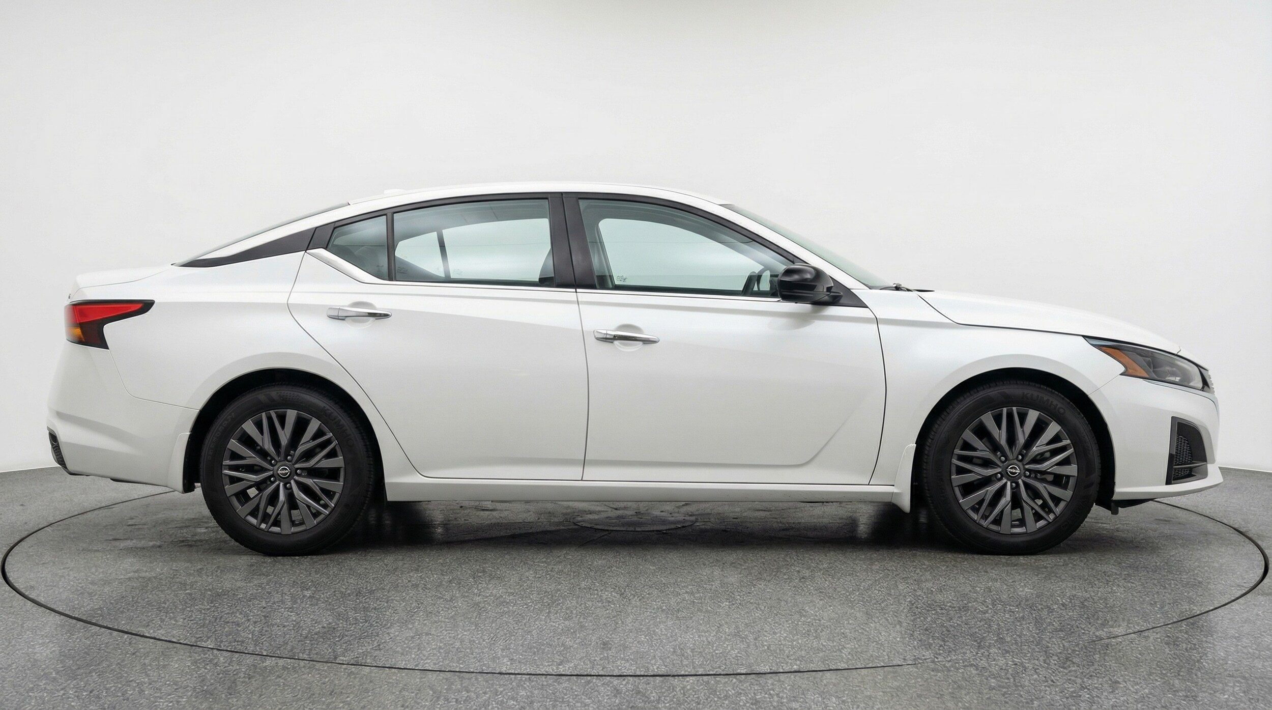 Thumbnail: 2025 Nissan Altima - 8