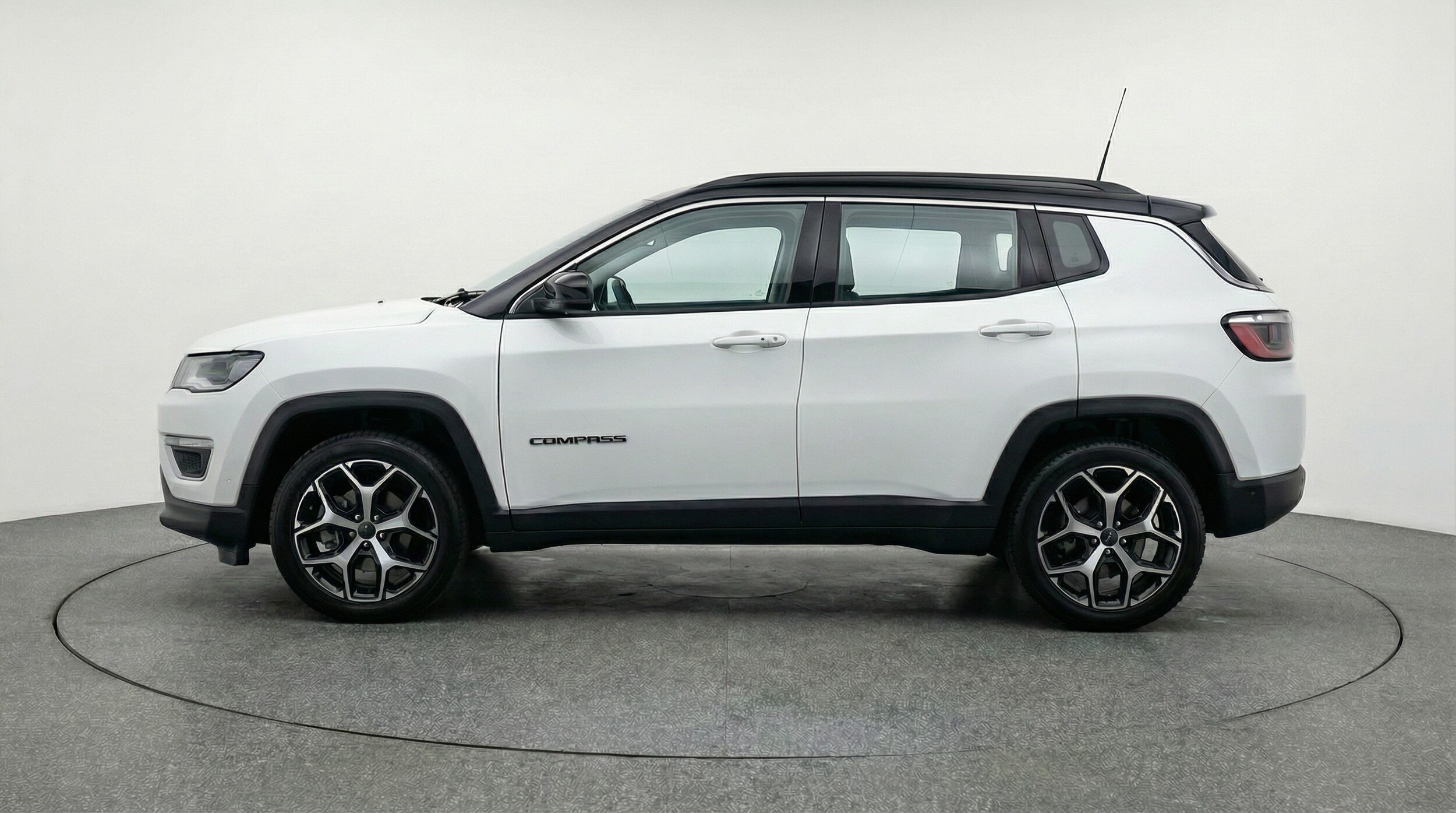 Thumbnail: 2025 Jeep Compass - 4