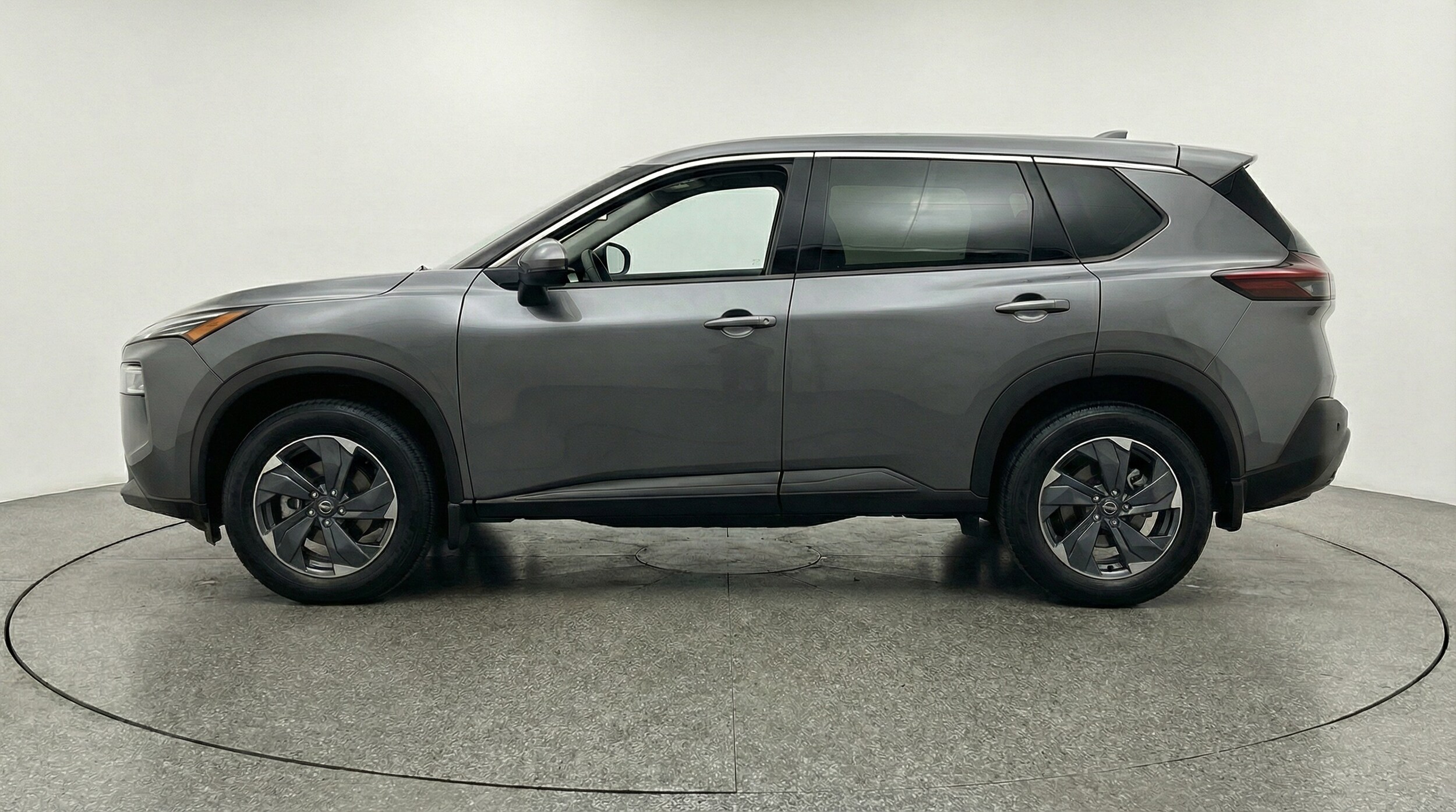 Thumbnail: 2025 Nissan Rogue - 4