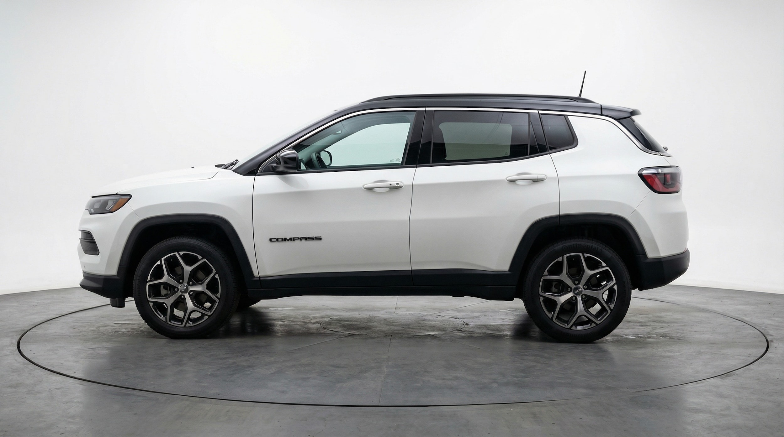 Thumbnail: 2025 Jeep Compass - 4