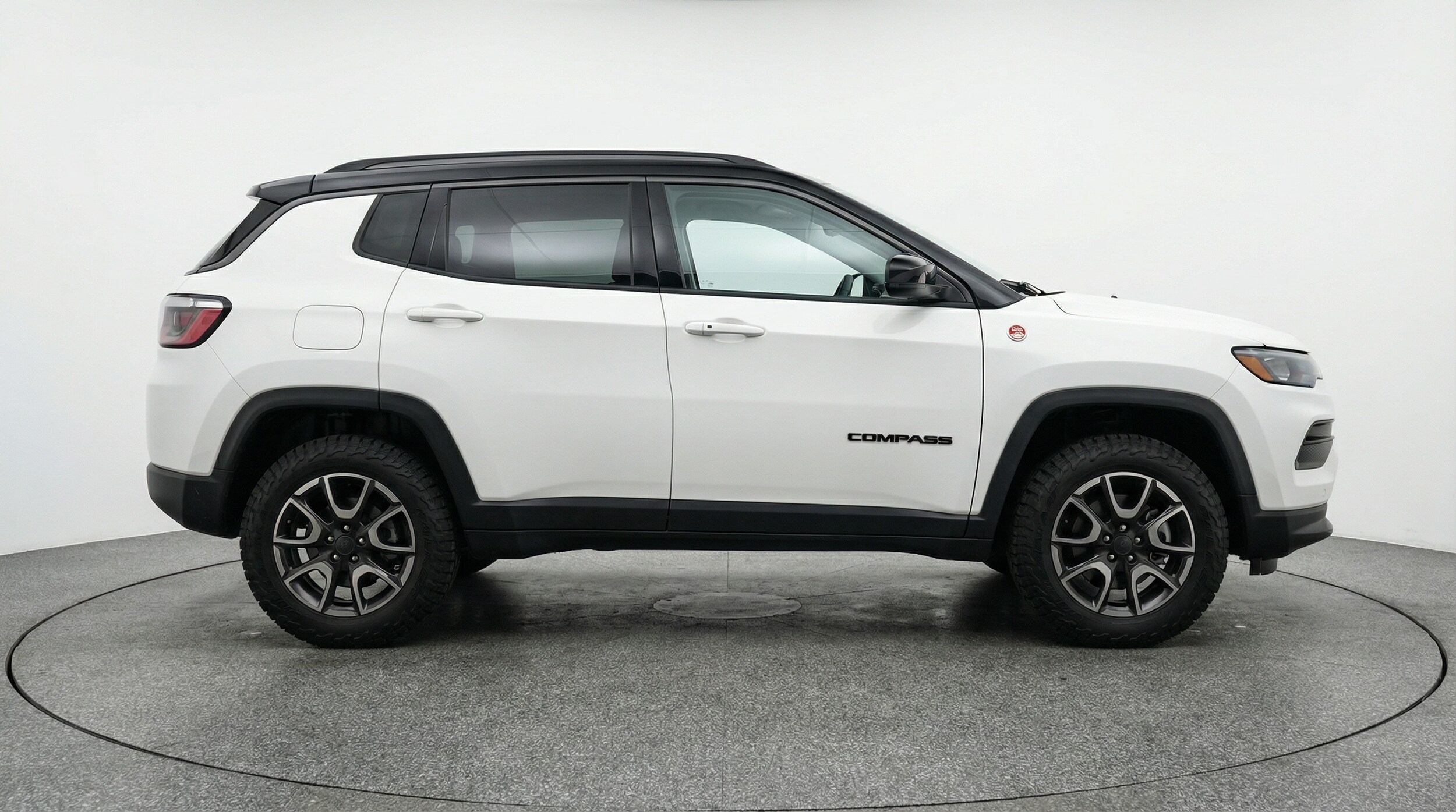 Thumbnail: 2025 Jeep Compass - 8