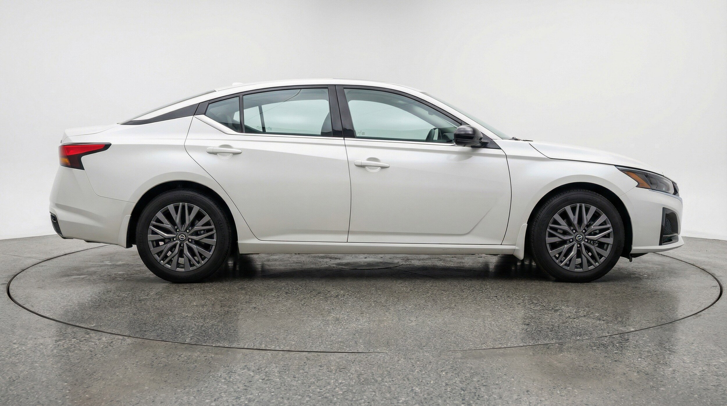 Thumbnail: 2025 Nissan Altima - 11