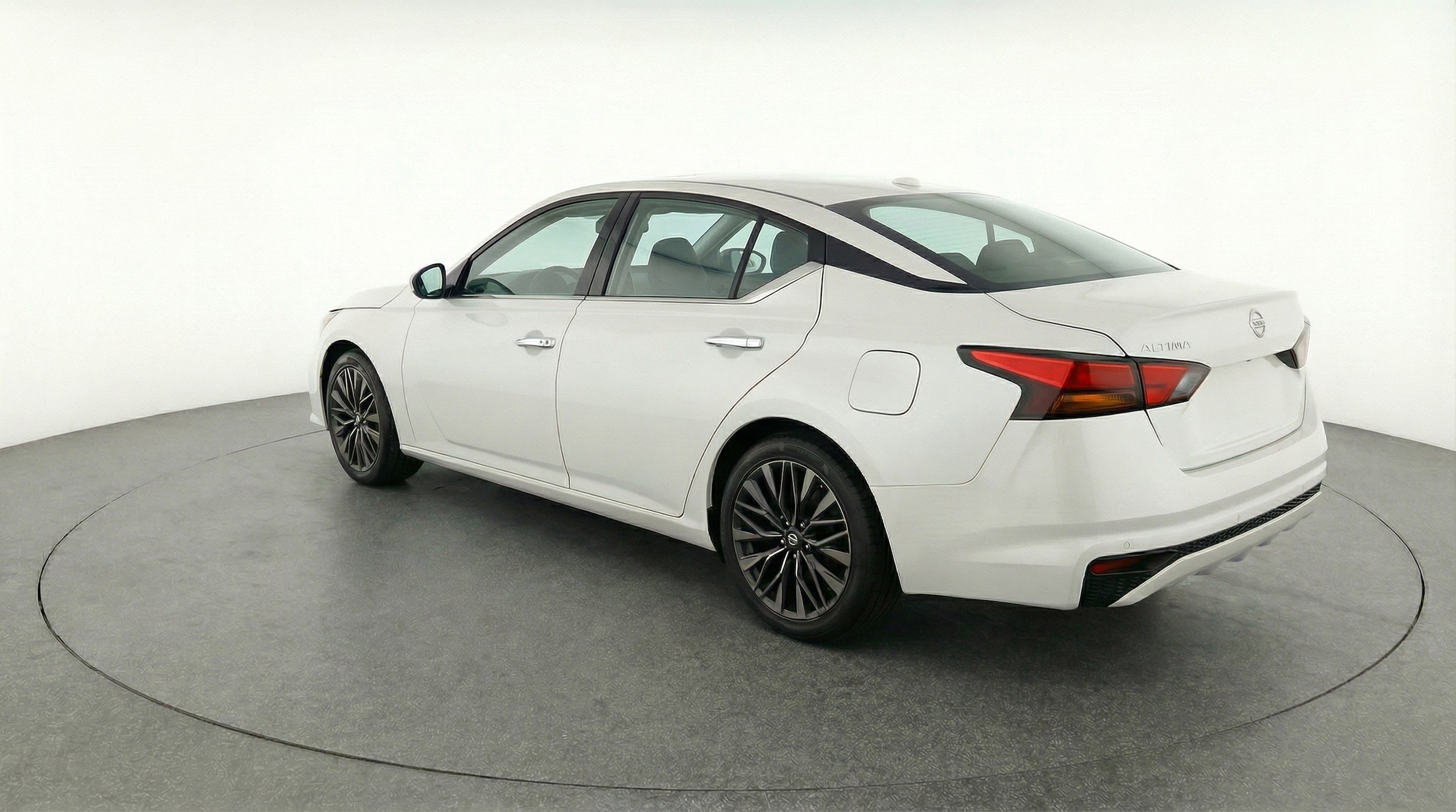 Thumbnail: 2025 Nissan Altima - 6