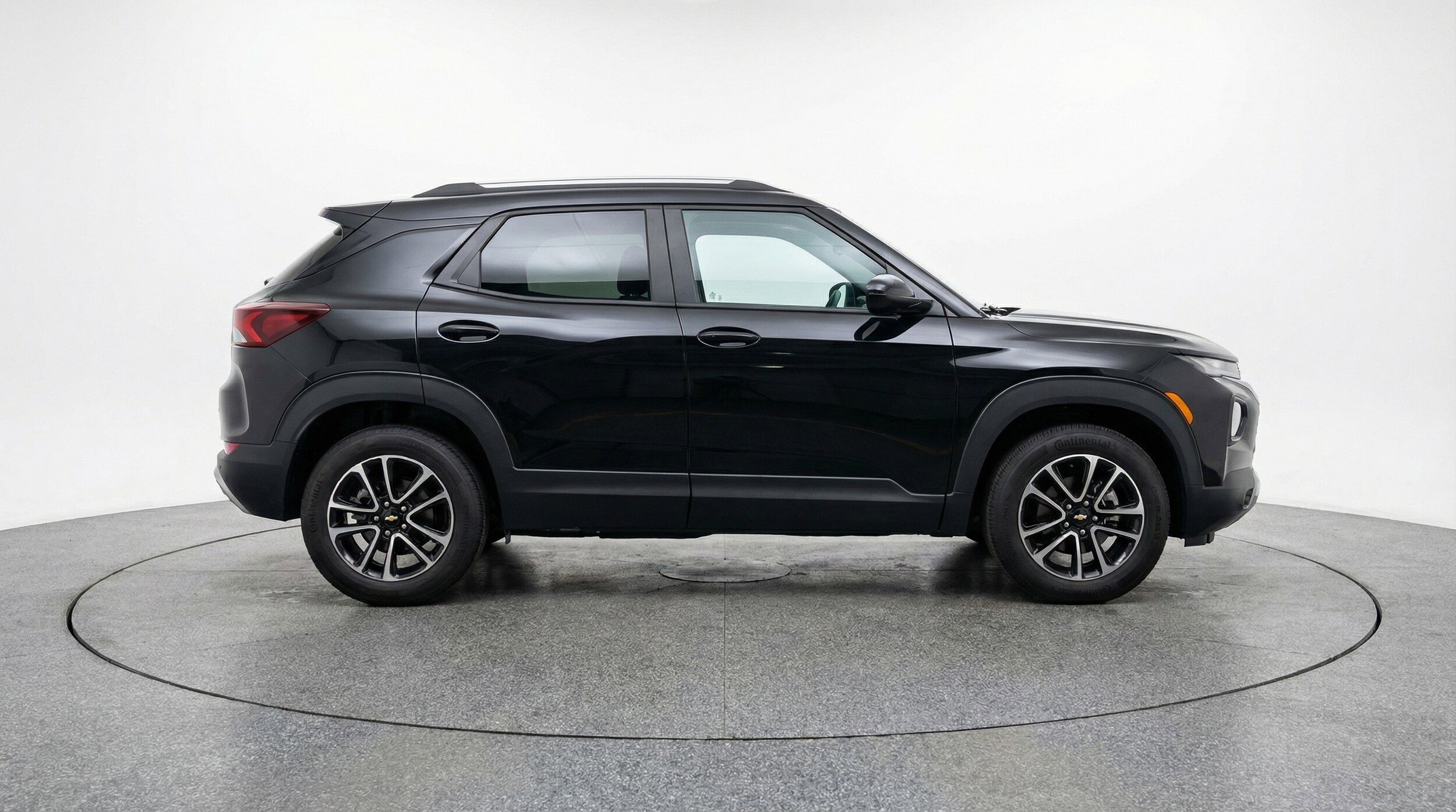 Thumbnail: 2025 Chevrolet TrailBlazer - 11