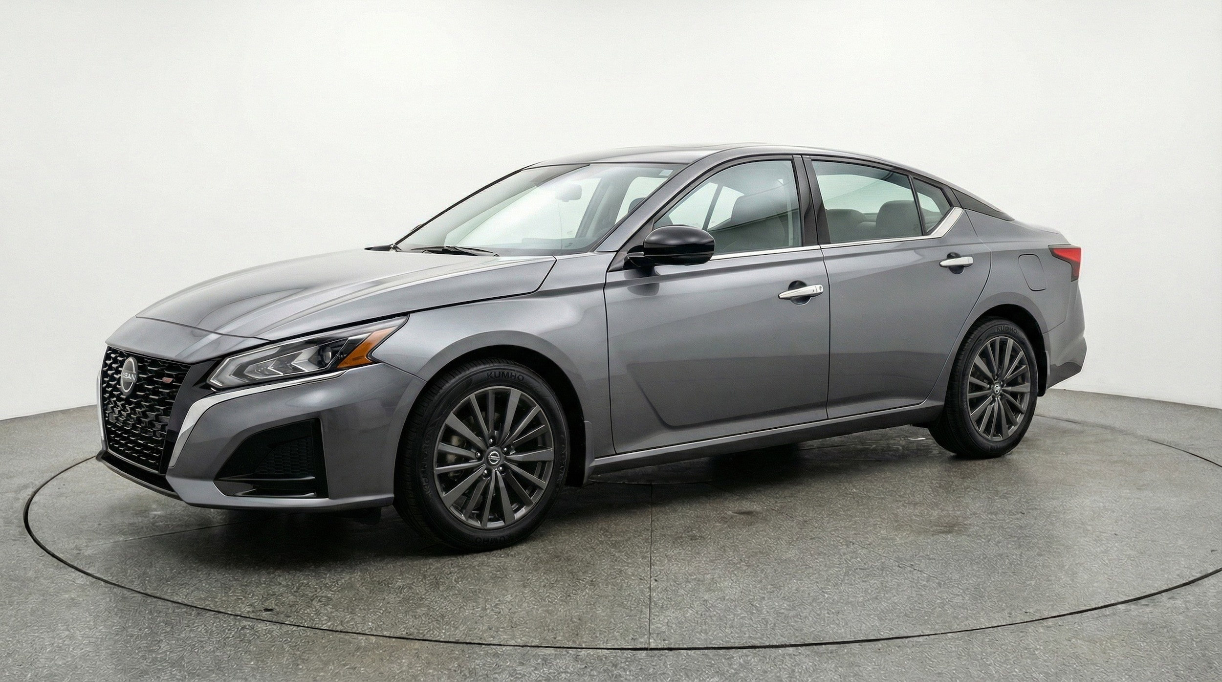 Thumbnail: 2025 Nissan Altima - 3