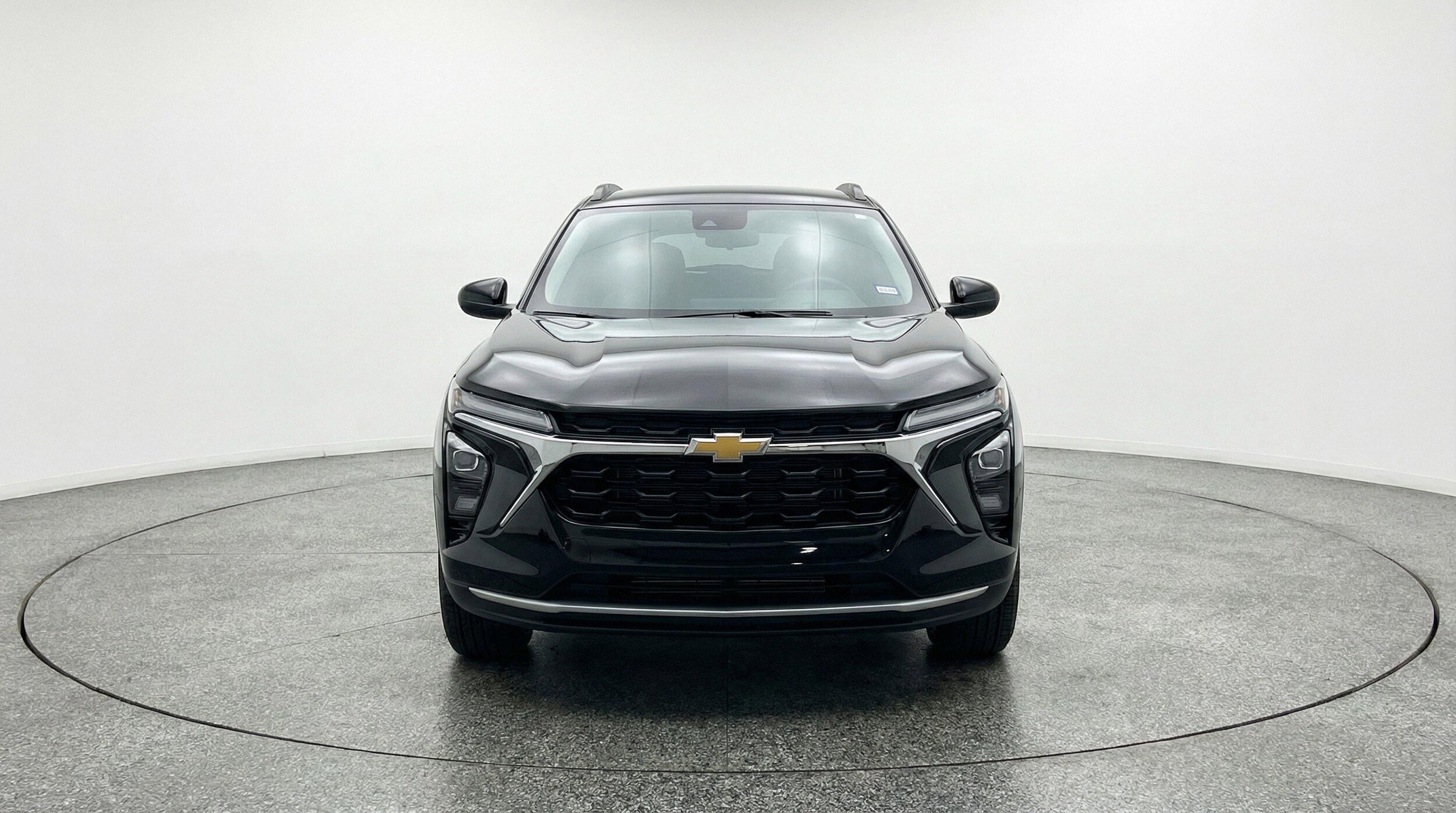 Thumbnail: 2025 Chevrolet Trax - 2