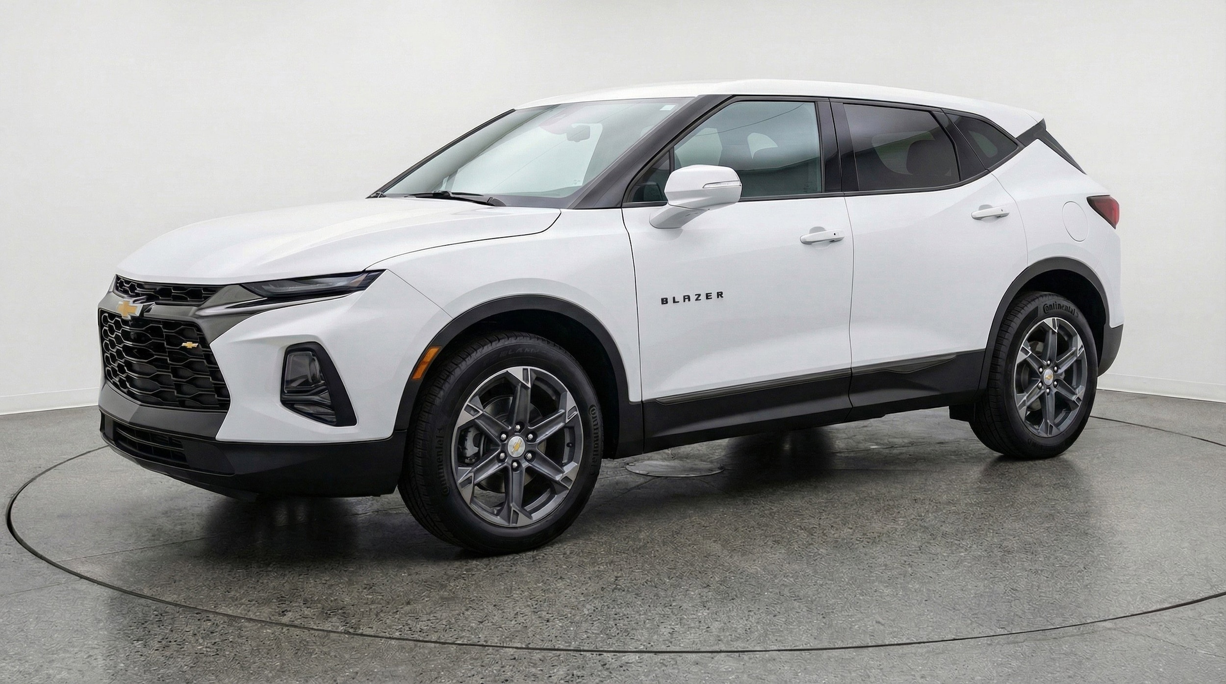 Thumbnail: 2025 Chevrolet Blazer - 3