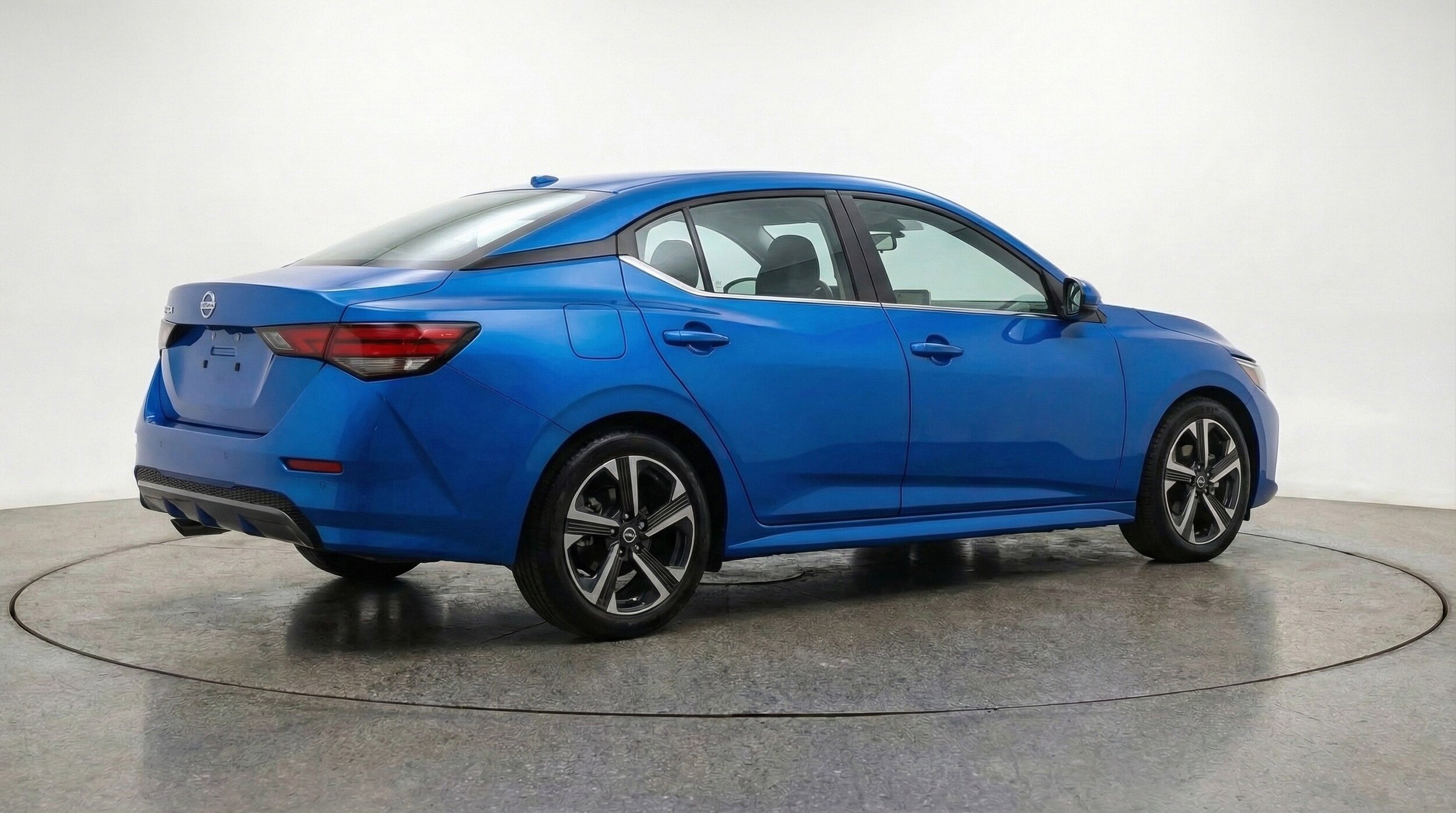 Thumbnail: 2025 Nissan Sentra - 9