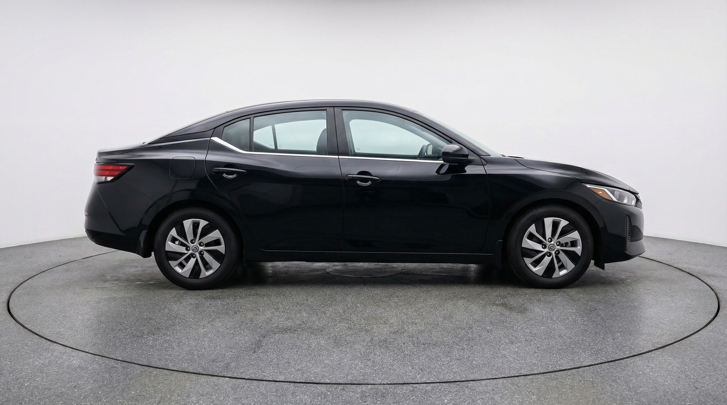 Thumbnail: 2025 Nissan Sentra - 8