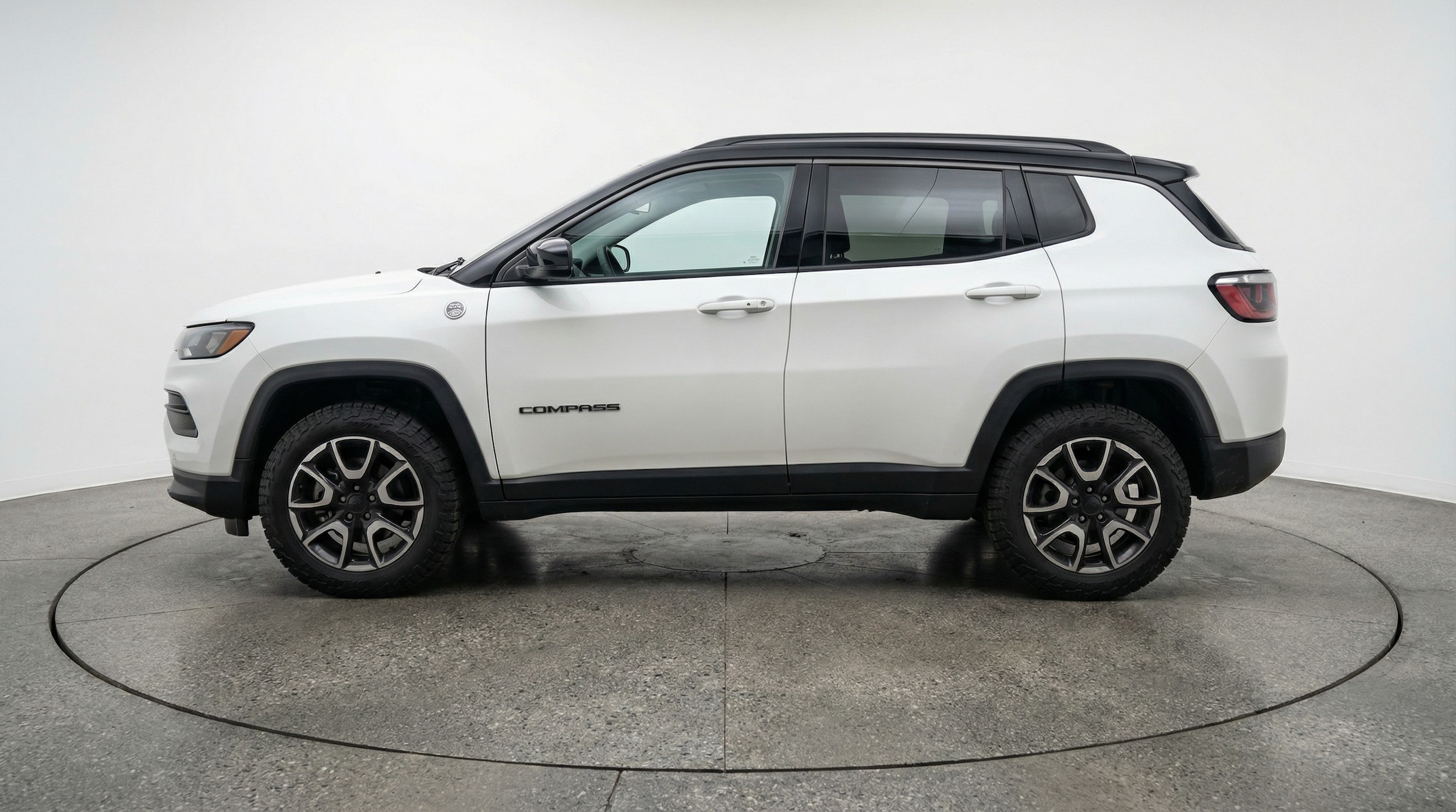 Thumbnail: 2025 Jeep Compass - 4