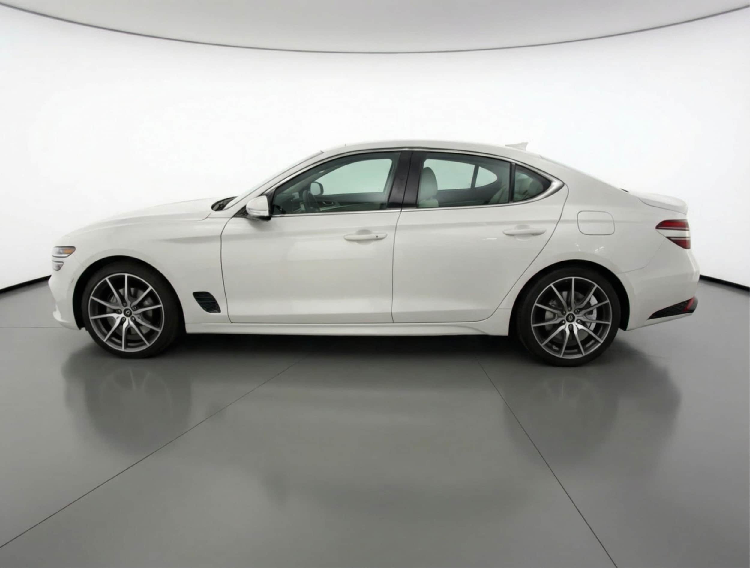 Thumbnail: 2025 Genesis G70 - 4