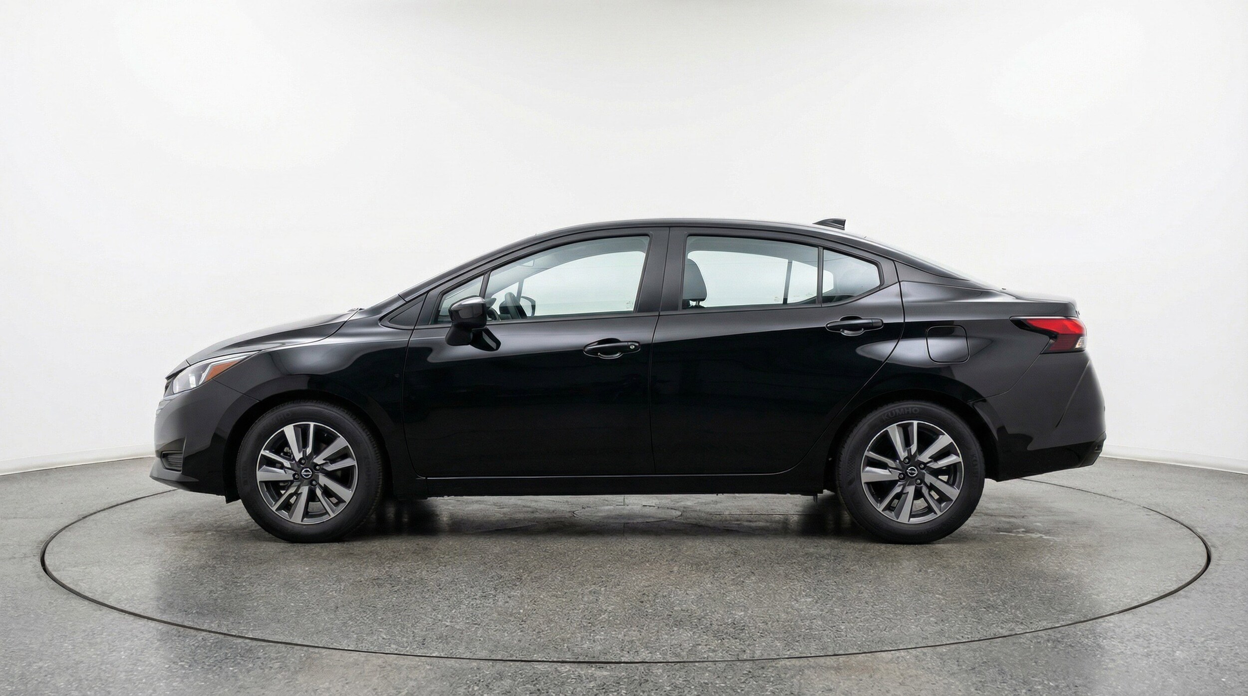 Thumbnail: 2025 Nissan Versa - 5