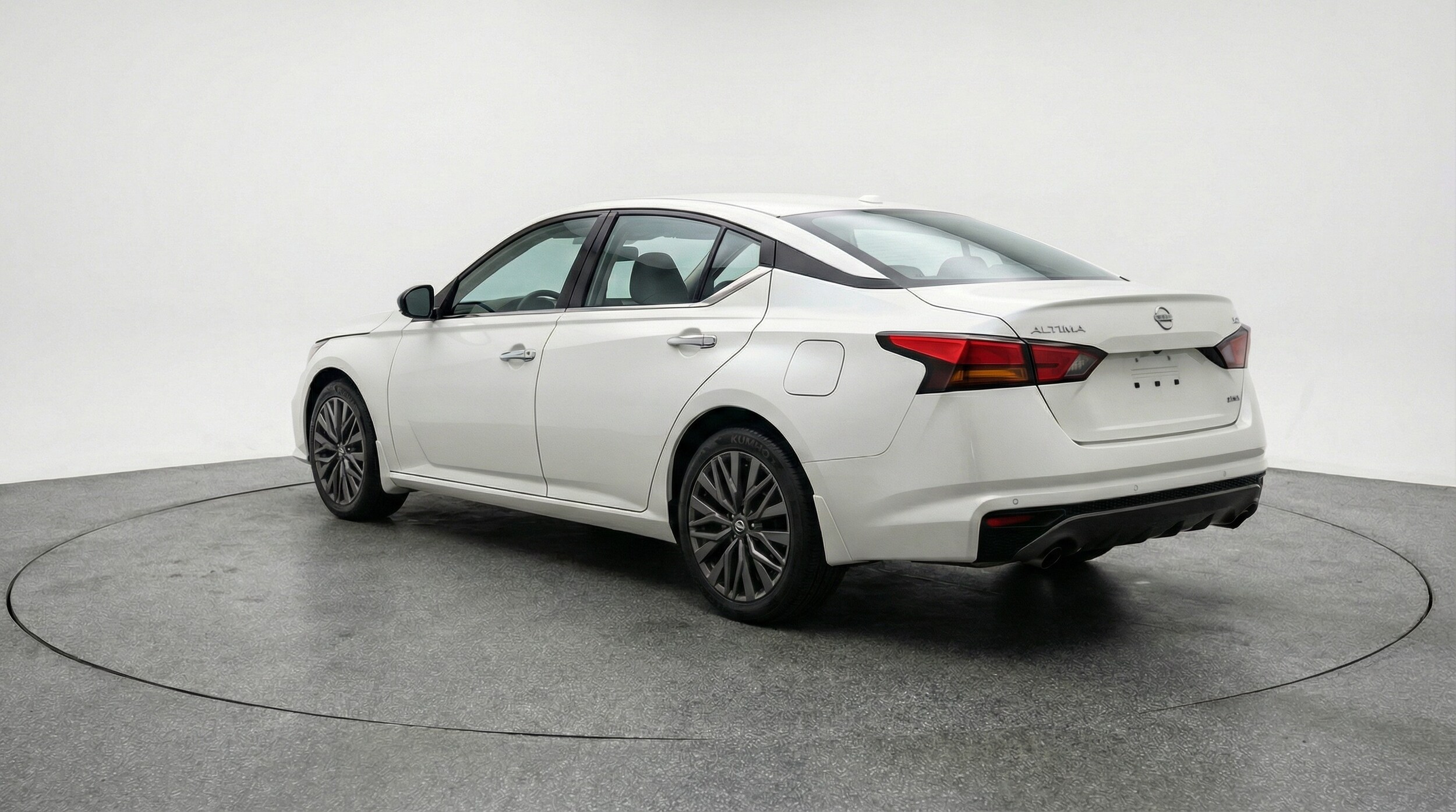 Thumbnail: 2025 Nissan Altima - 5