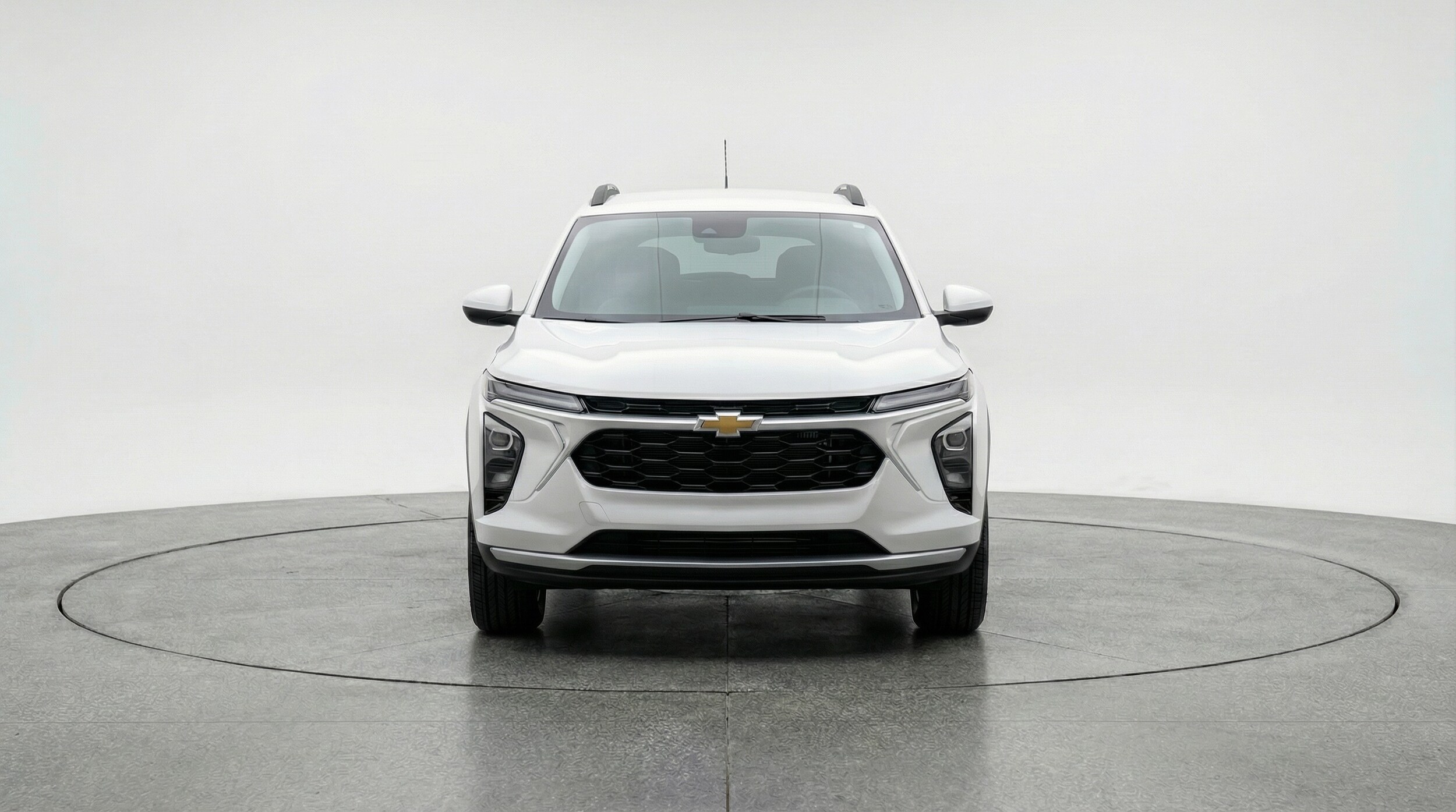 Thumbnail: 2025 Chevrolet Trax - 2