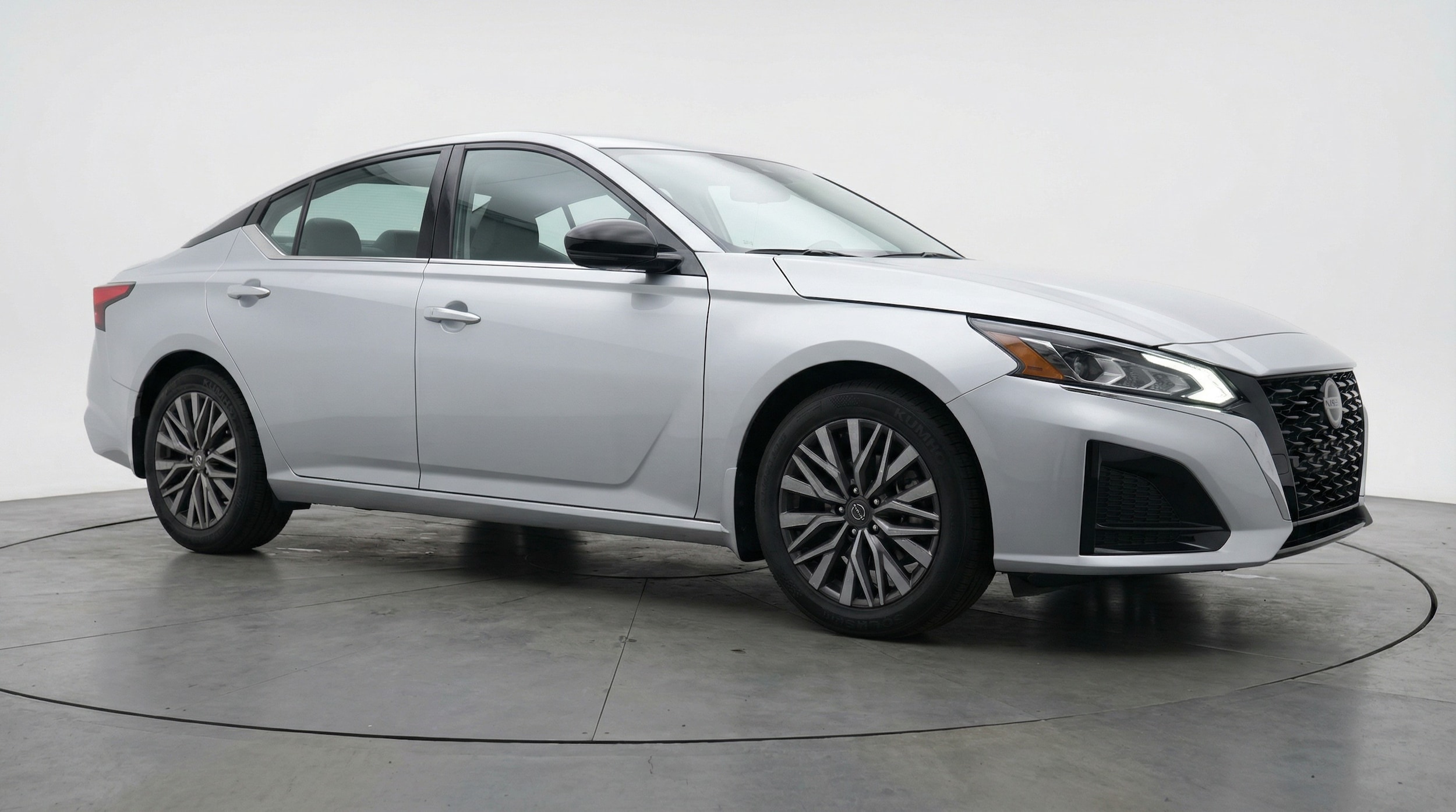 Thumbnail: 2025 Nissan Altima - 1