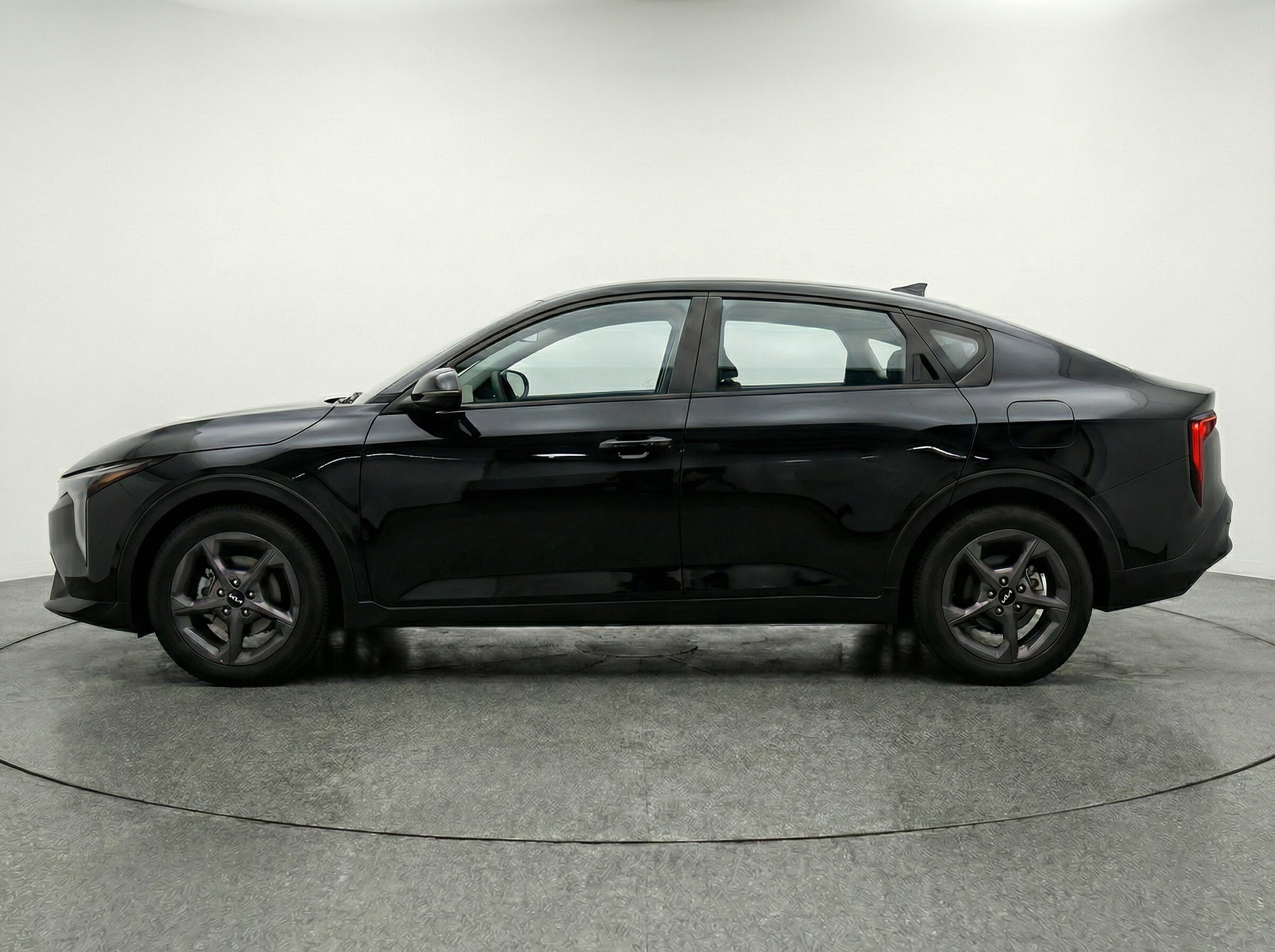 Thumbnail: 2025 Kia K4 - 4