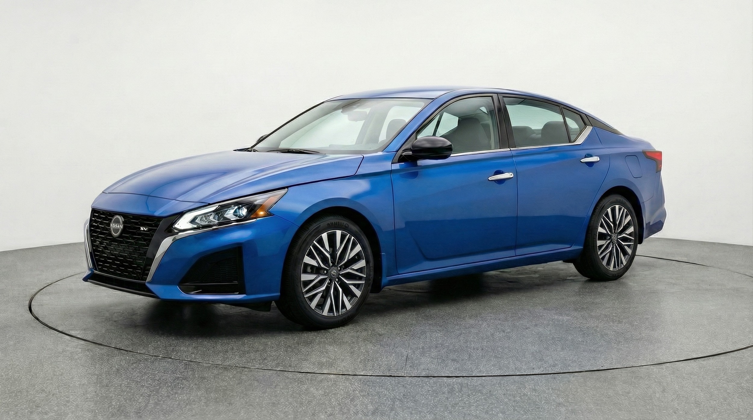 Thumbnail: 2025 Nissan Altima - 3