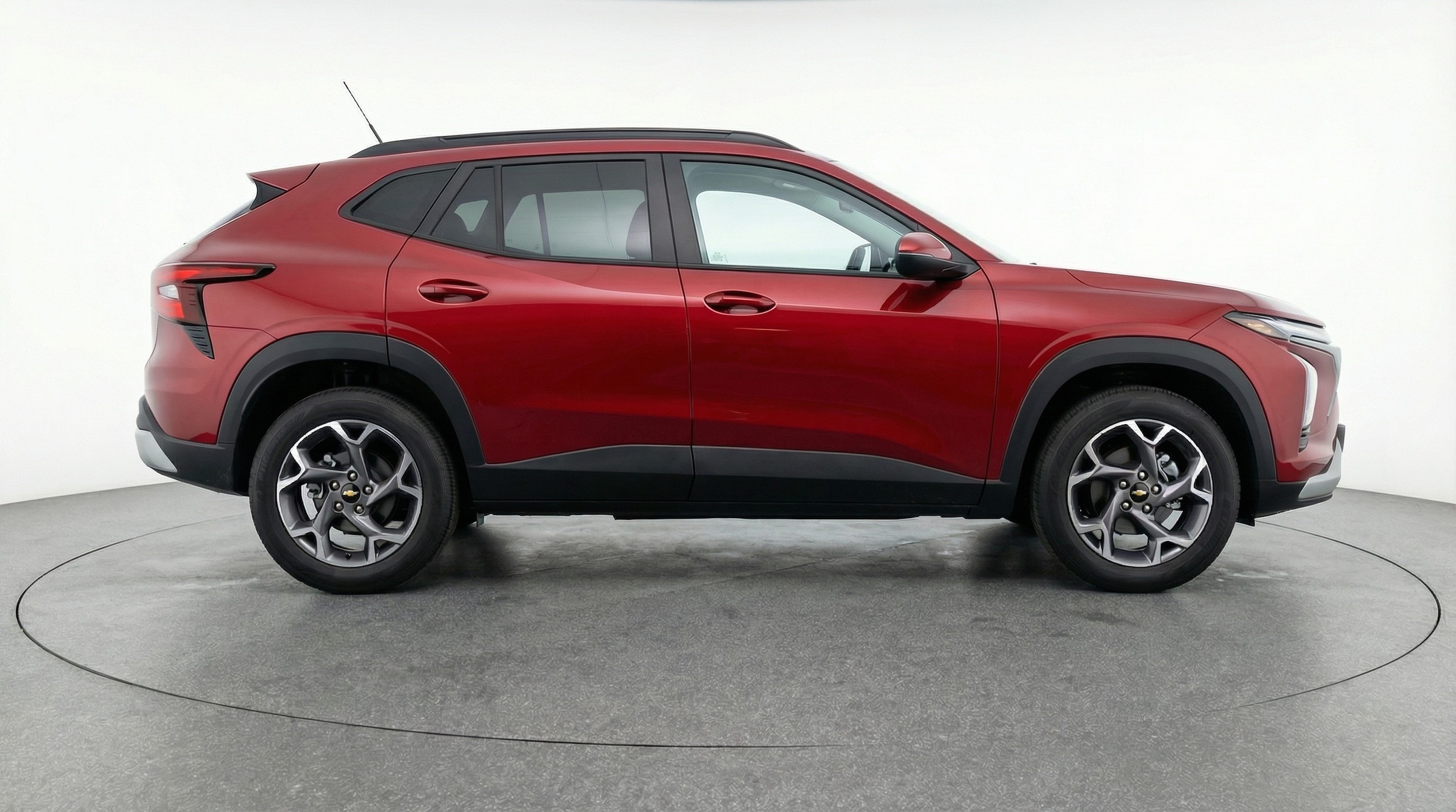 Thumbnail: 2025 Chevrolet Trax - 8
