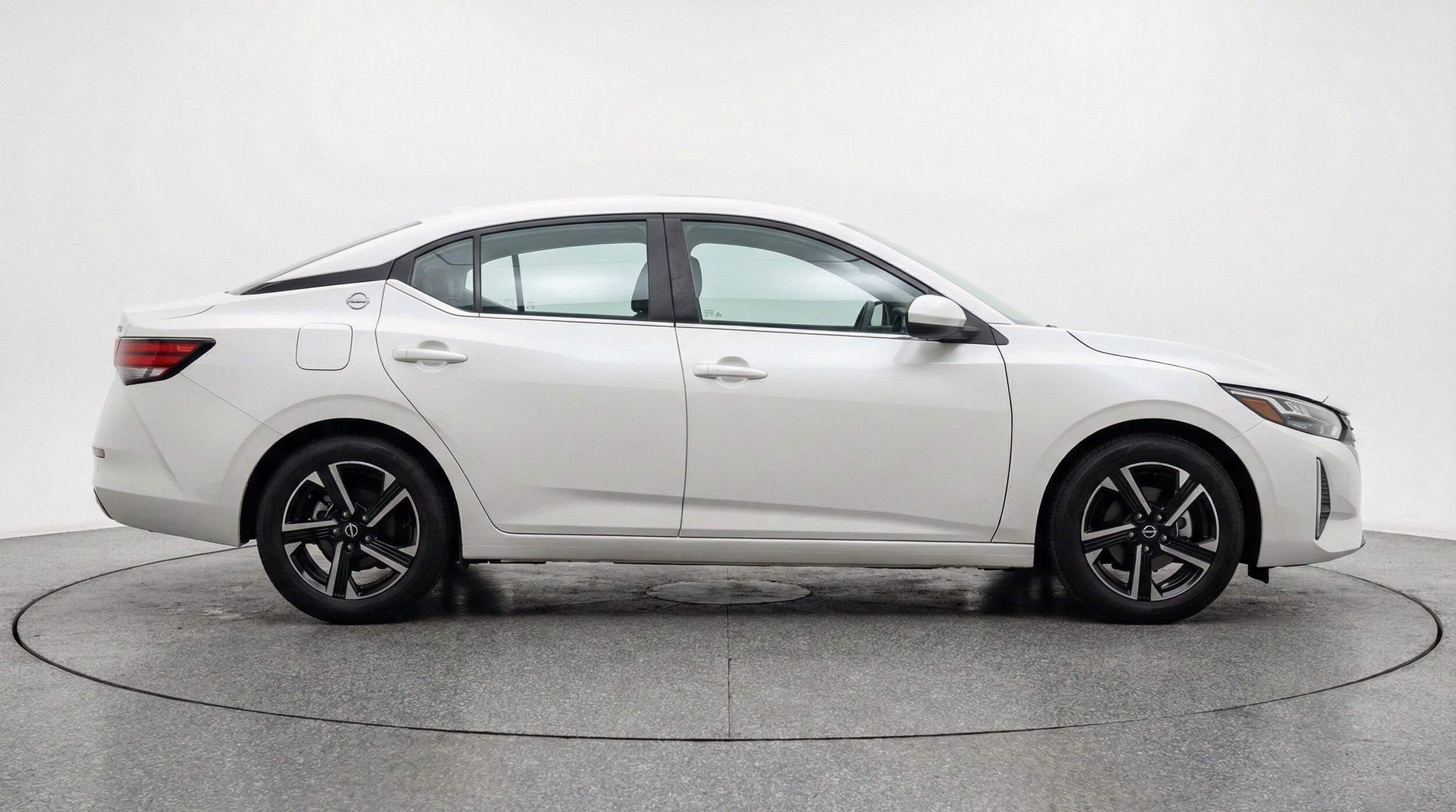 Thumbnail: 2025 Nissan Sentra - 11