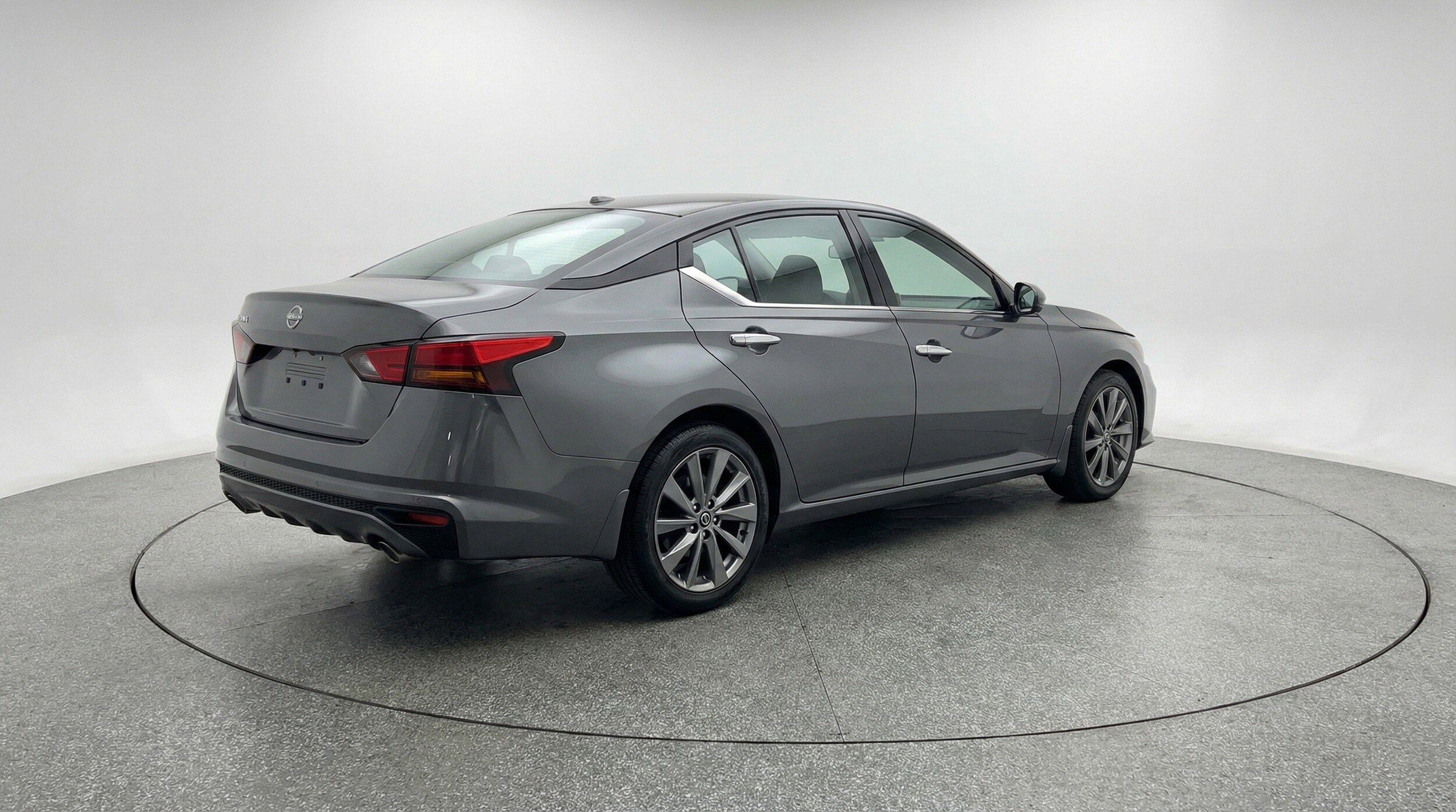 Thumbnail: 2025 Nissan Altima - 9