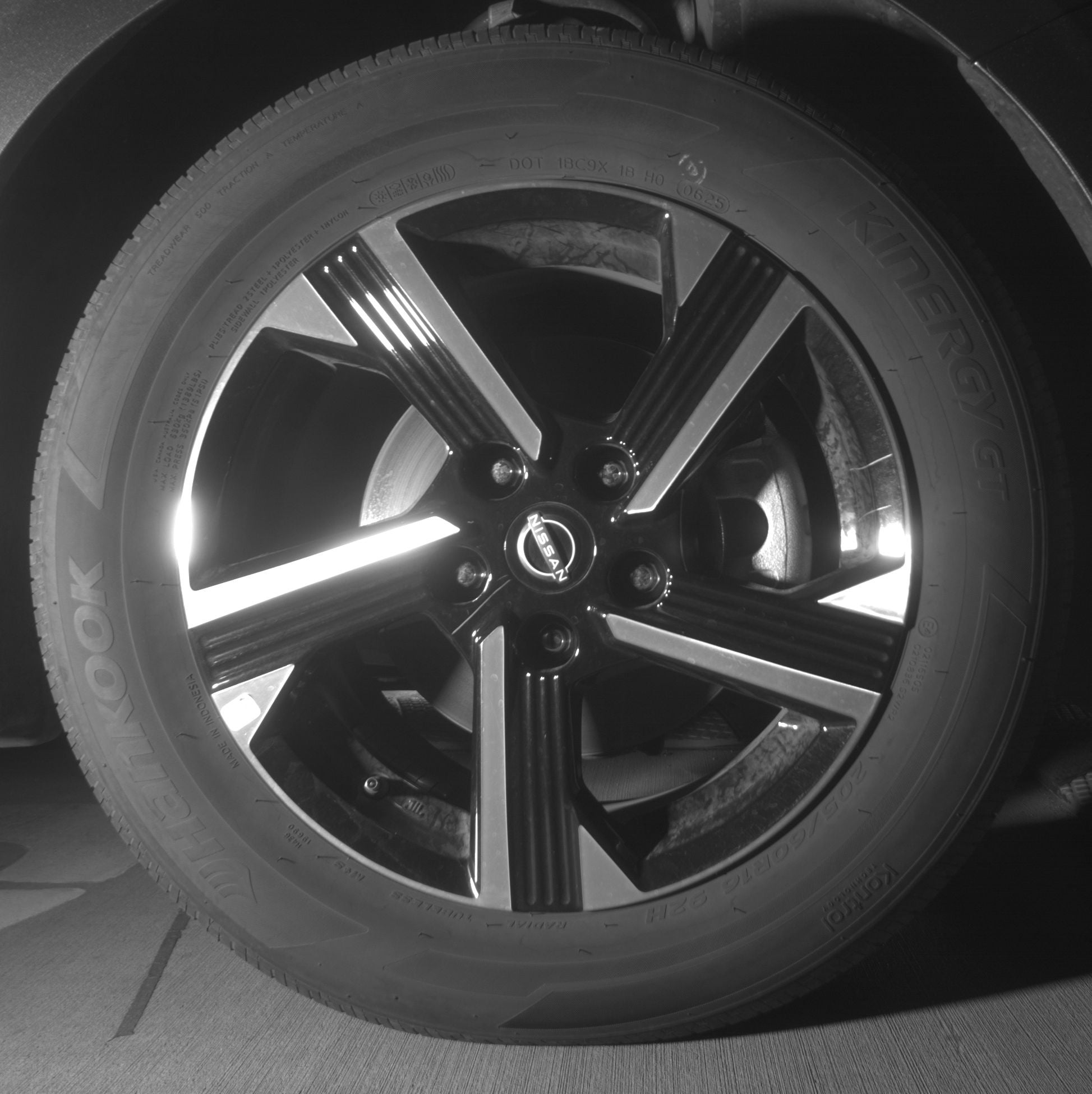 Thumbnail: 2025 Nissan Sentra - 10