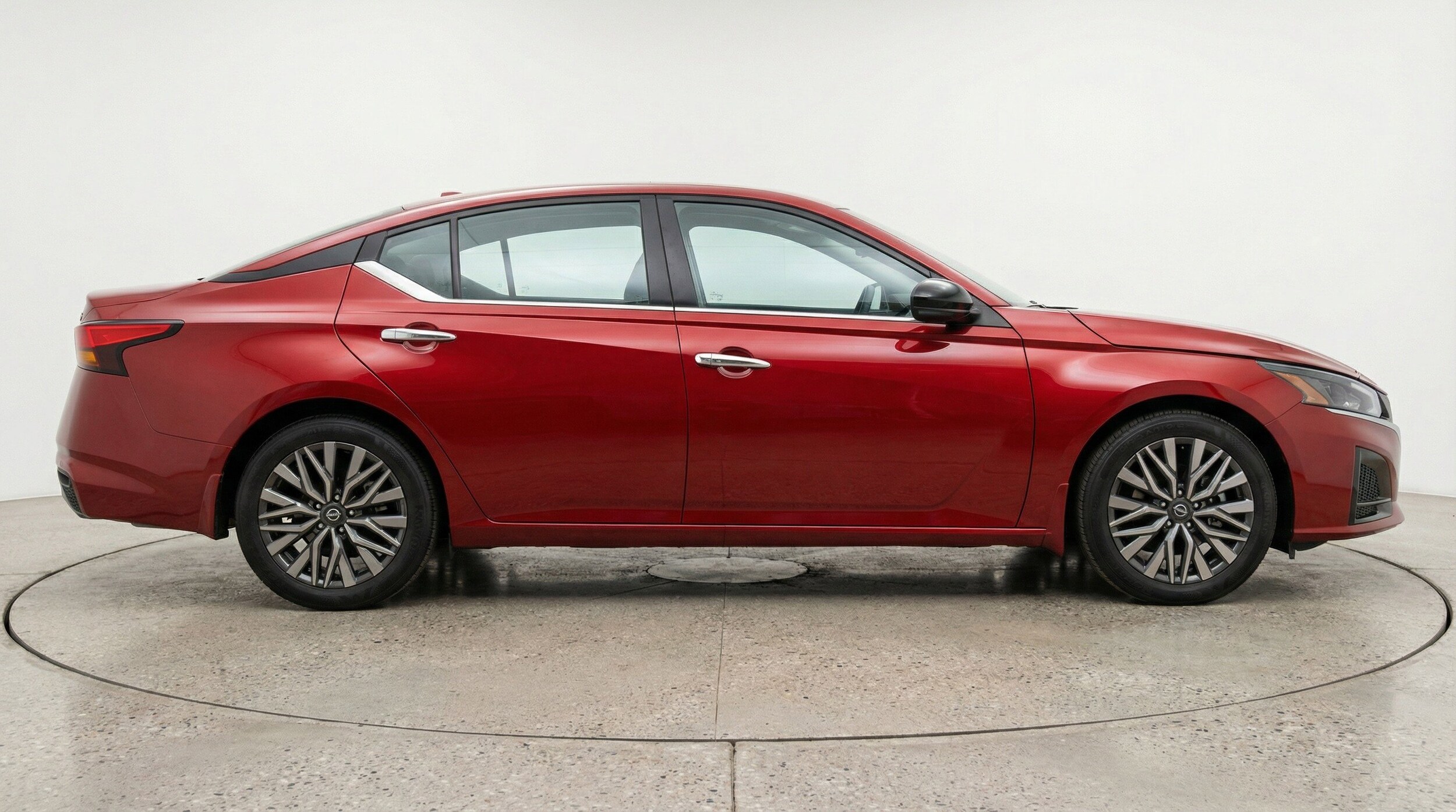 Thumbnail: 2025 Nissan Altima - 11