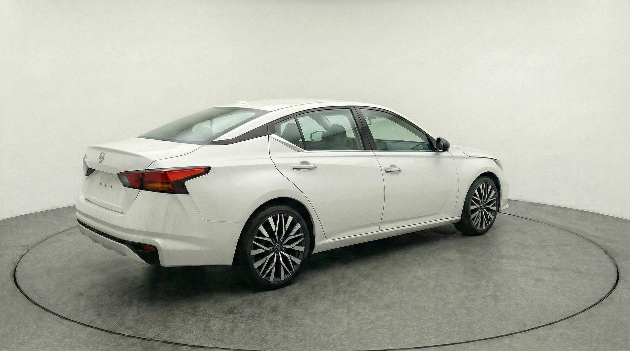 Thumbnail: 2025 Nissan Altima - 7