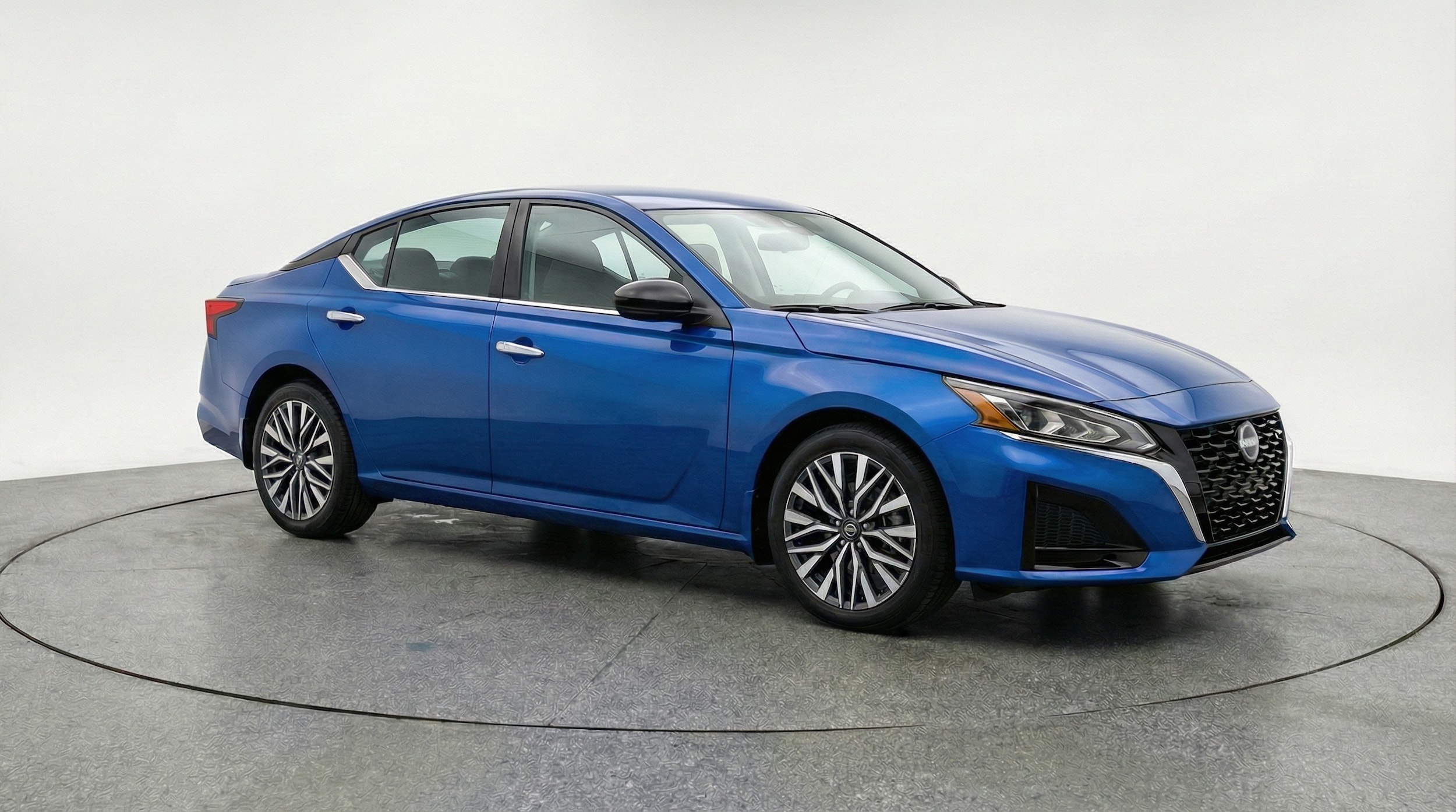 2025 Nissan Altima 2.5 SV FWD