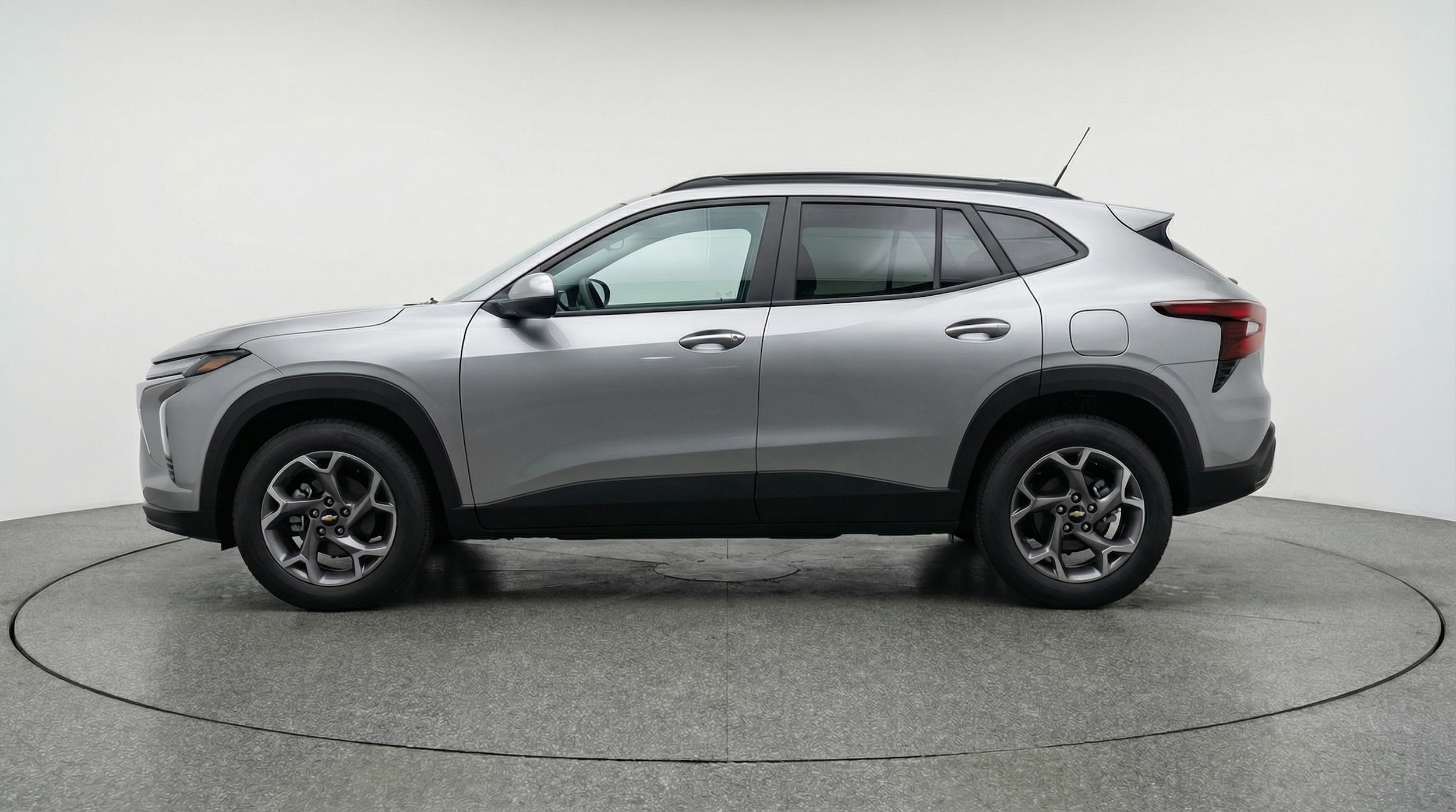 Thumbnail: 2025 Chevrolet Trax - 4