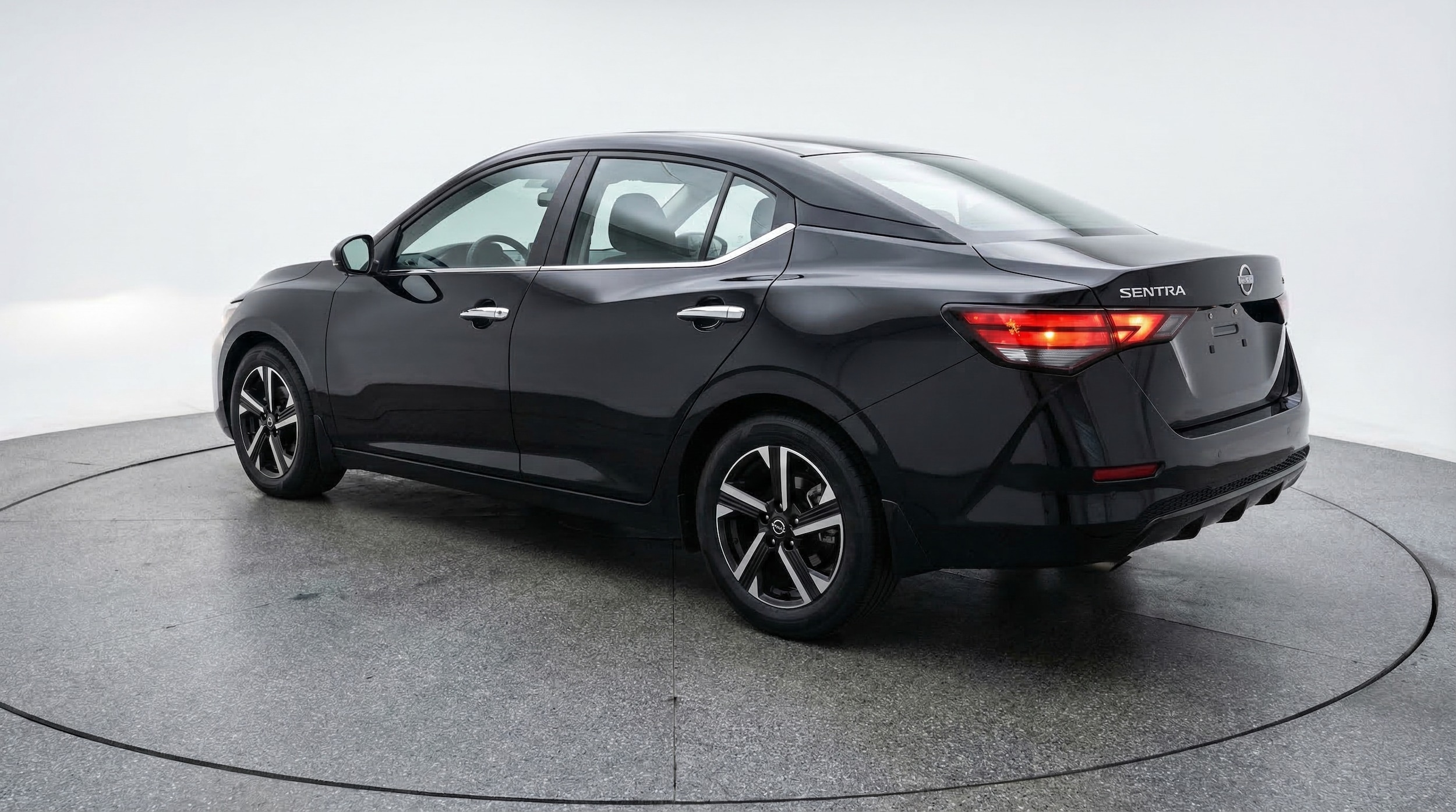 Thumbnail: 2025 Nissan Sentra - 5