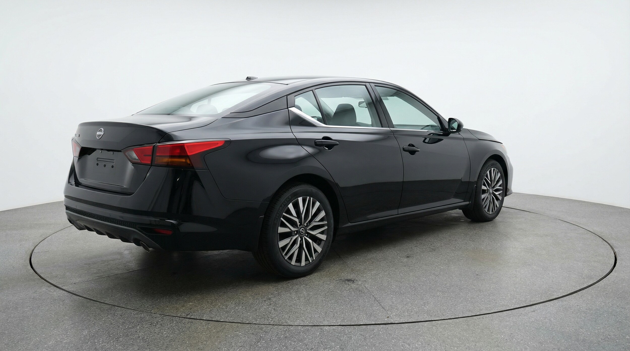 Thumbnail: 2025 Nissan Altima - 7