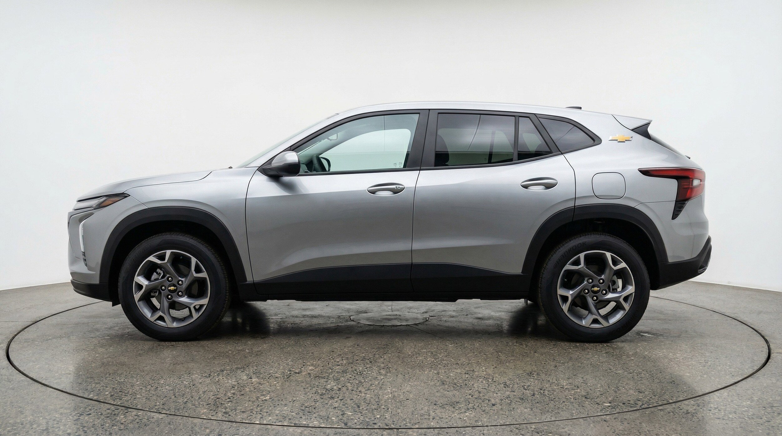 Thumbnail: 2025 Chevrolet Trax - 5