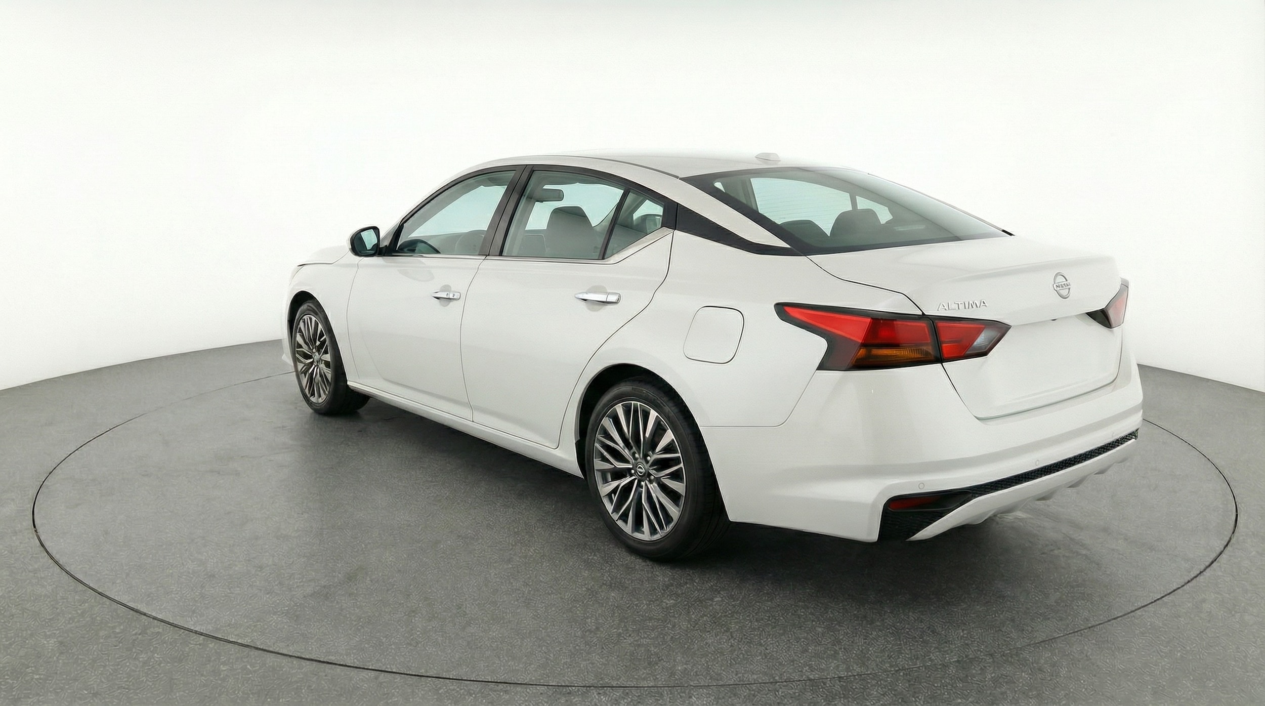 Thumbnail: 2025 Nissan Altima - 5