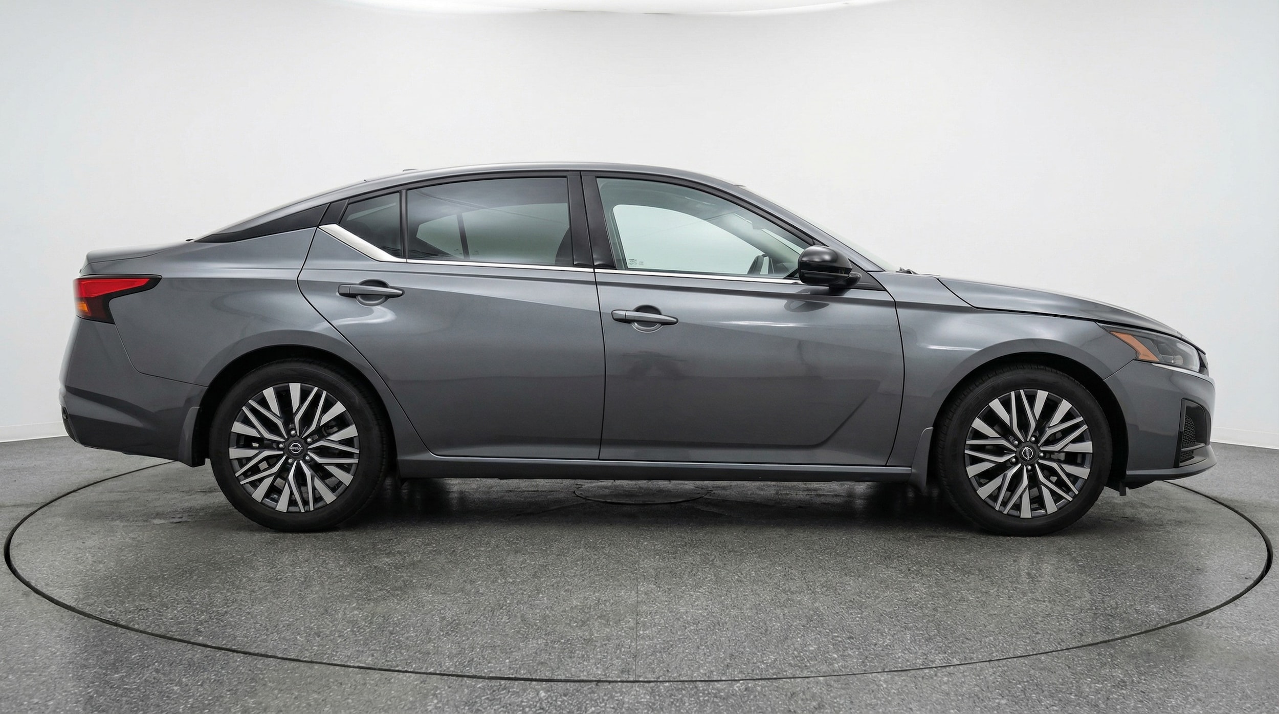 Thumbnail: 2025 Nissan Altima - 8