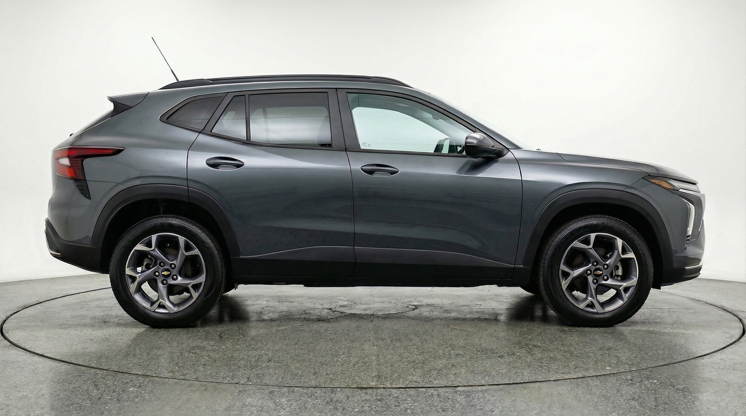 Thumbnail: 2025 Chevrolet Trax - 11