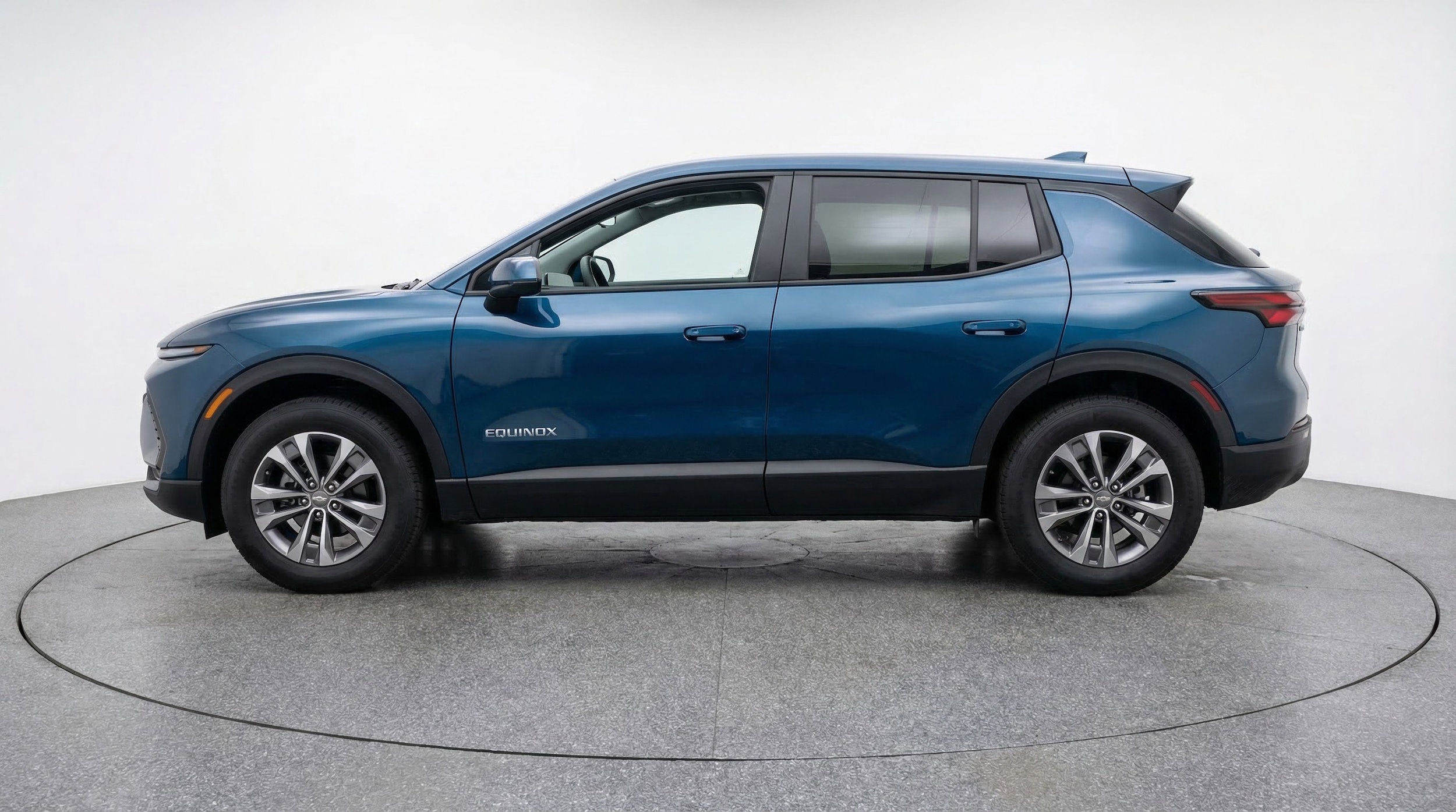 Thumbnail: 2025 Chevrolet Equinox - 5