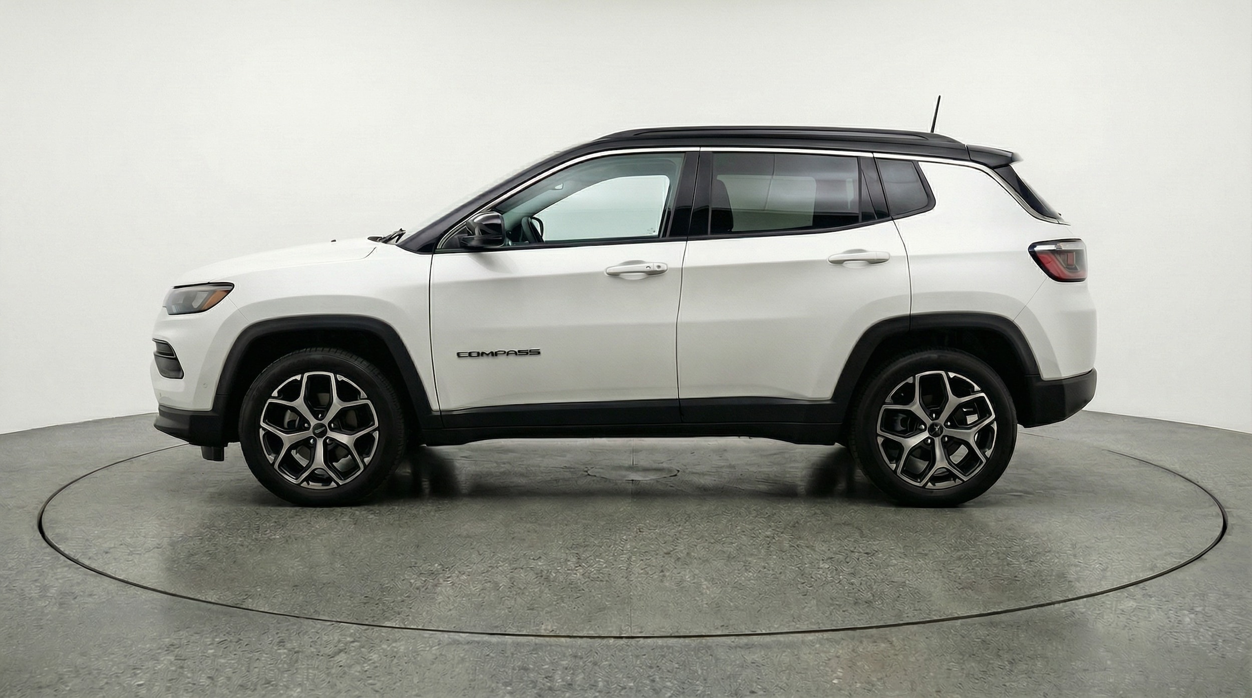 Thumbnail: 2025 Jeep Compass - 4