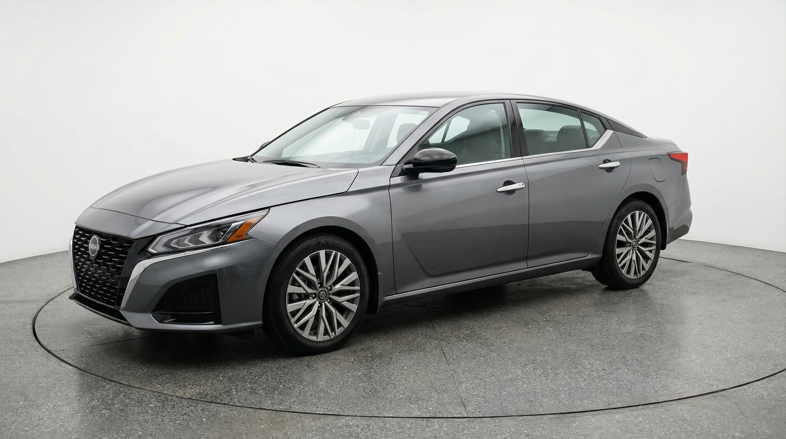 Thumbnail: 2025 Nissan Altima - 3