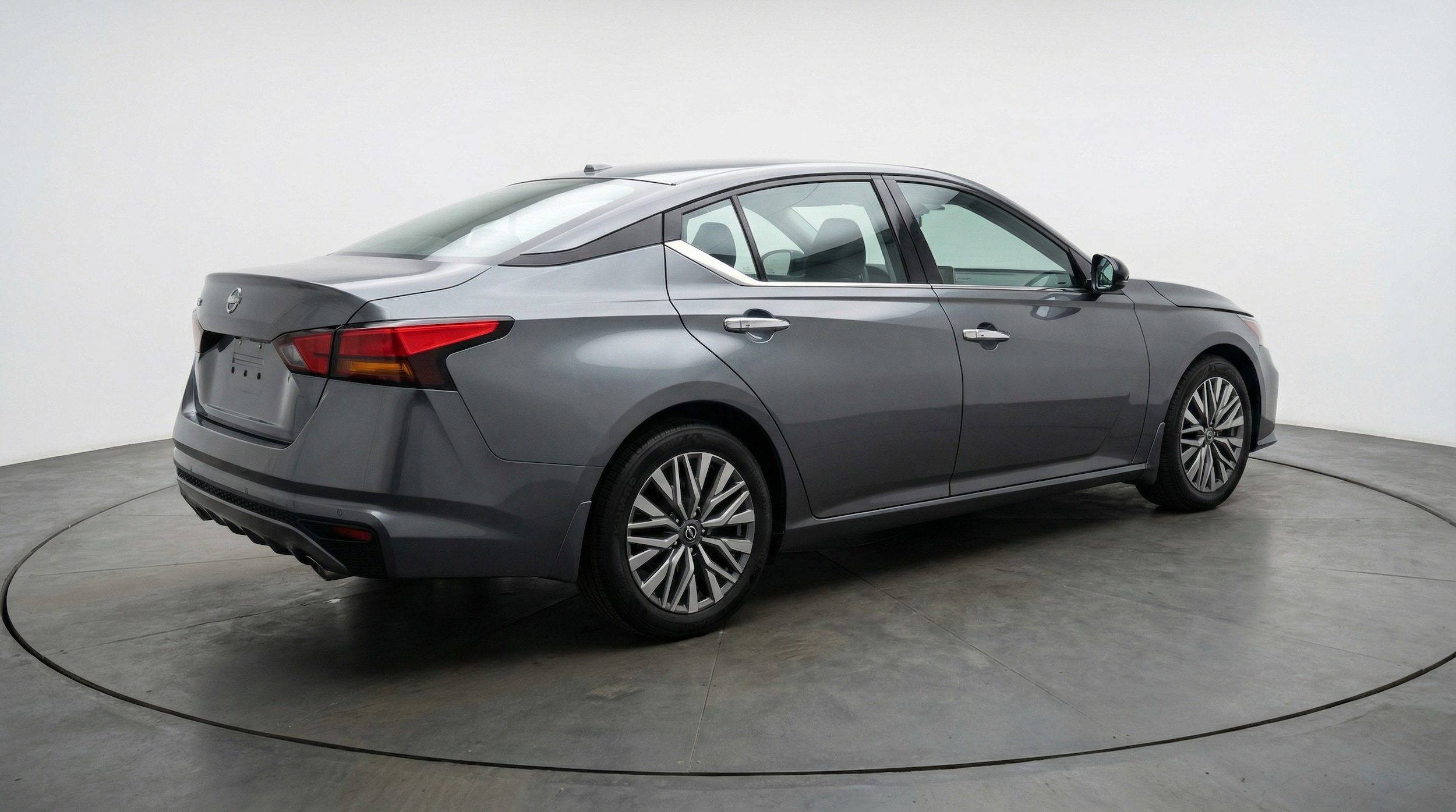 Thumbnail: 2025 Nissan Altima - 7