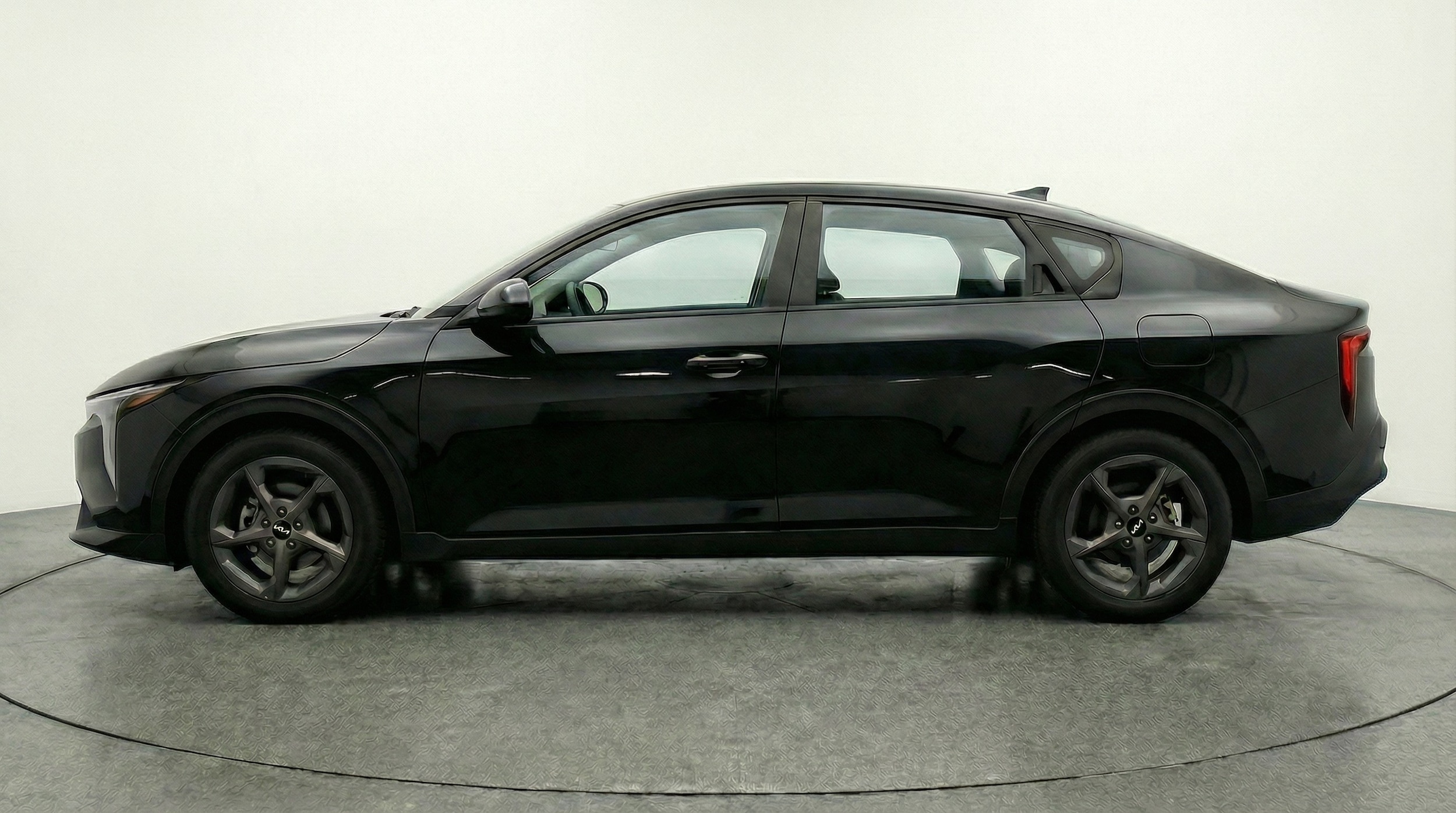 Thumbnail: 2025 Kia K4 - 4