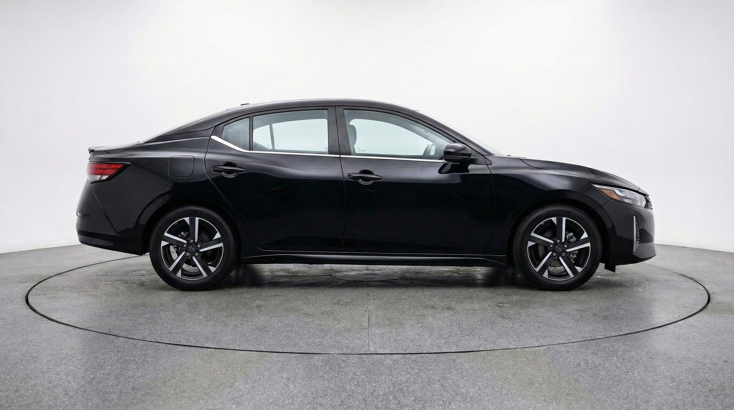 Thumbnail: 2025 Nissan Sentra - 11